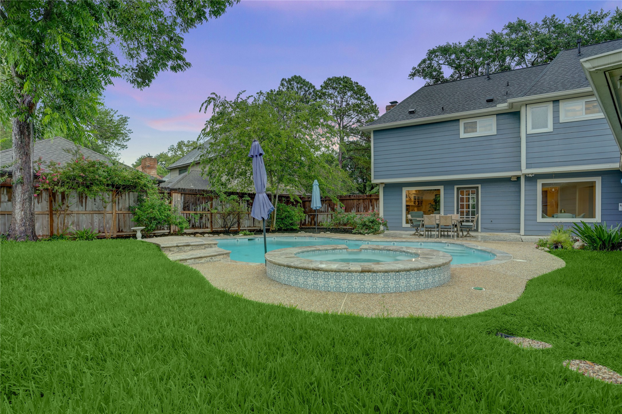  602 Windsor Glen Drive - 物件實景