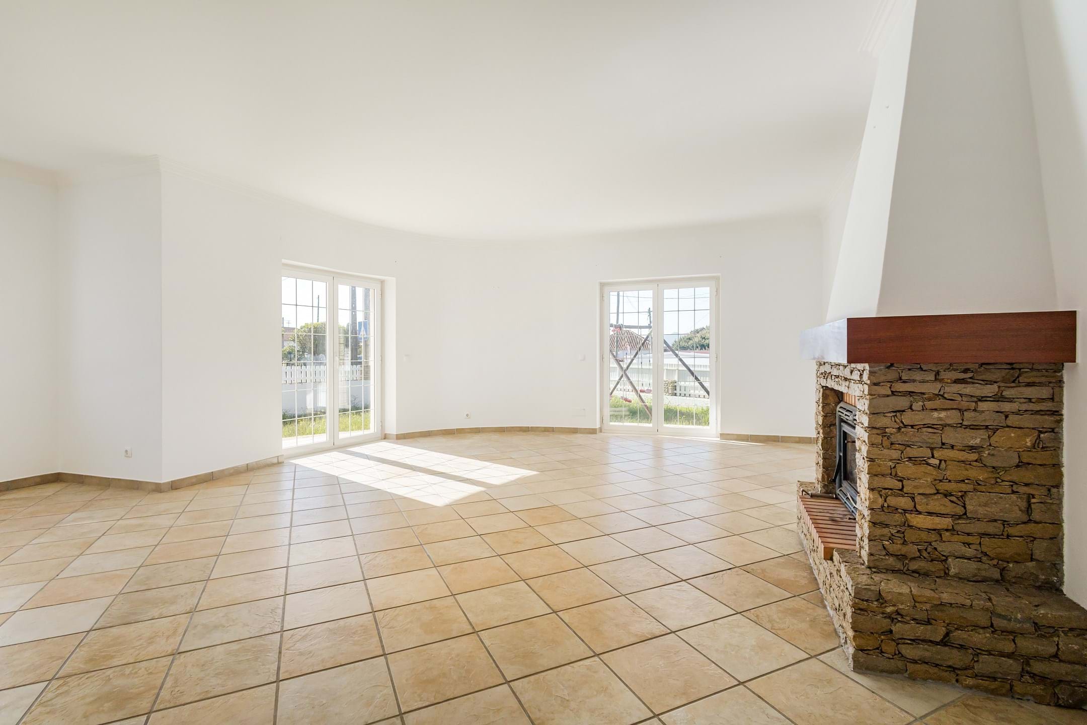Sintra, Lisbon, 2705-605, PT, 4 Bedrooms Bedrooms, ,3 BathroomsBathrooms,Residential,For Sale,1793258