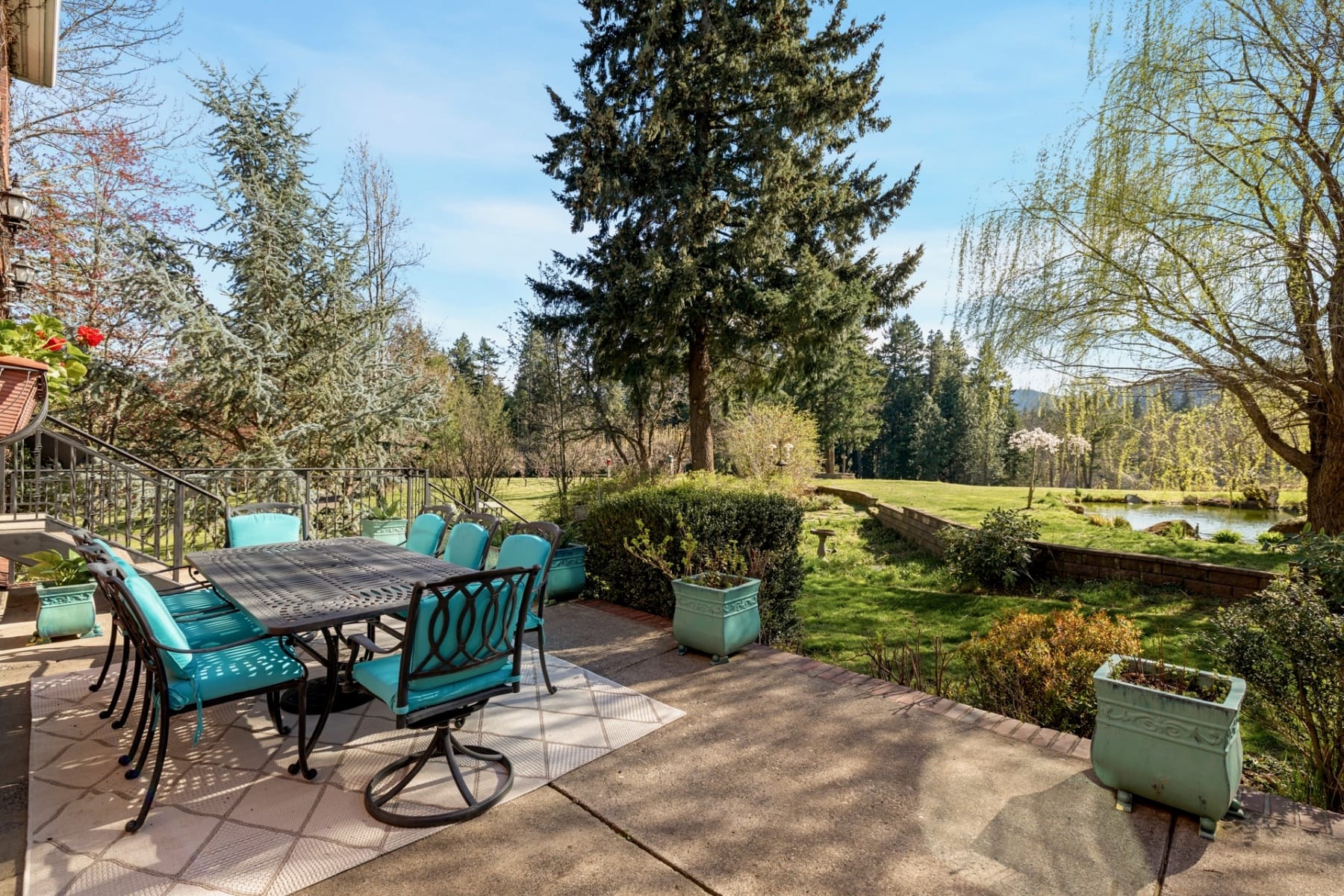  4050 SYLVESTER DR Hood River, OR 97031 - 物件實景