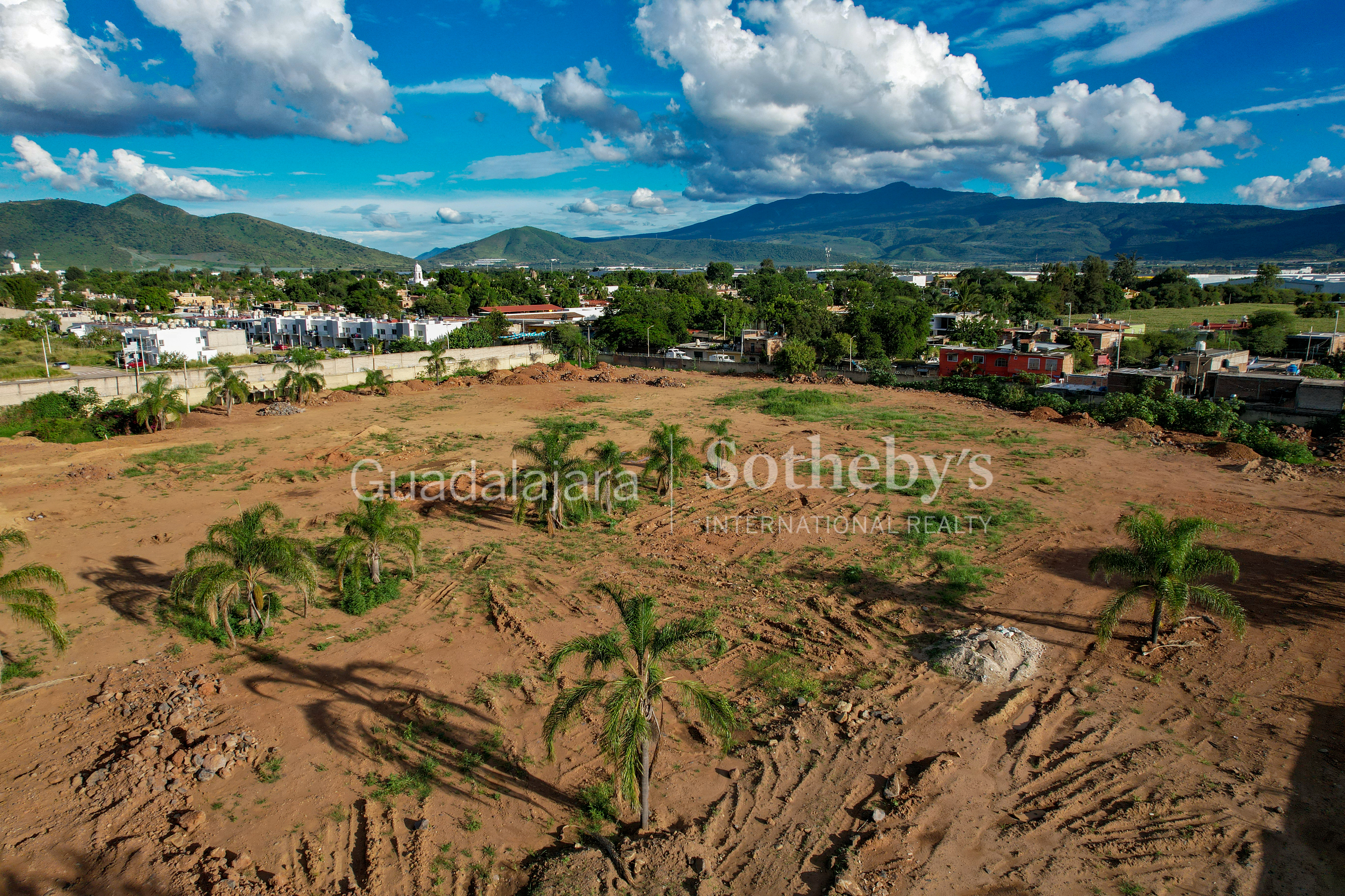  Terreno Industrial en venta - Tlajomulco de Zuñiga - 物件實景