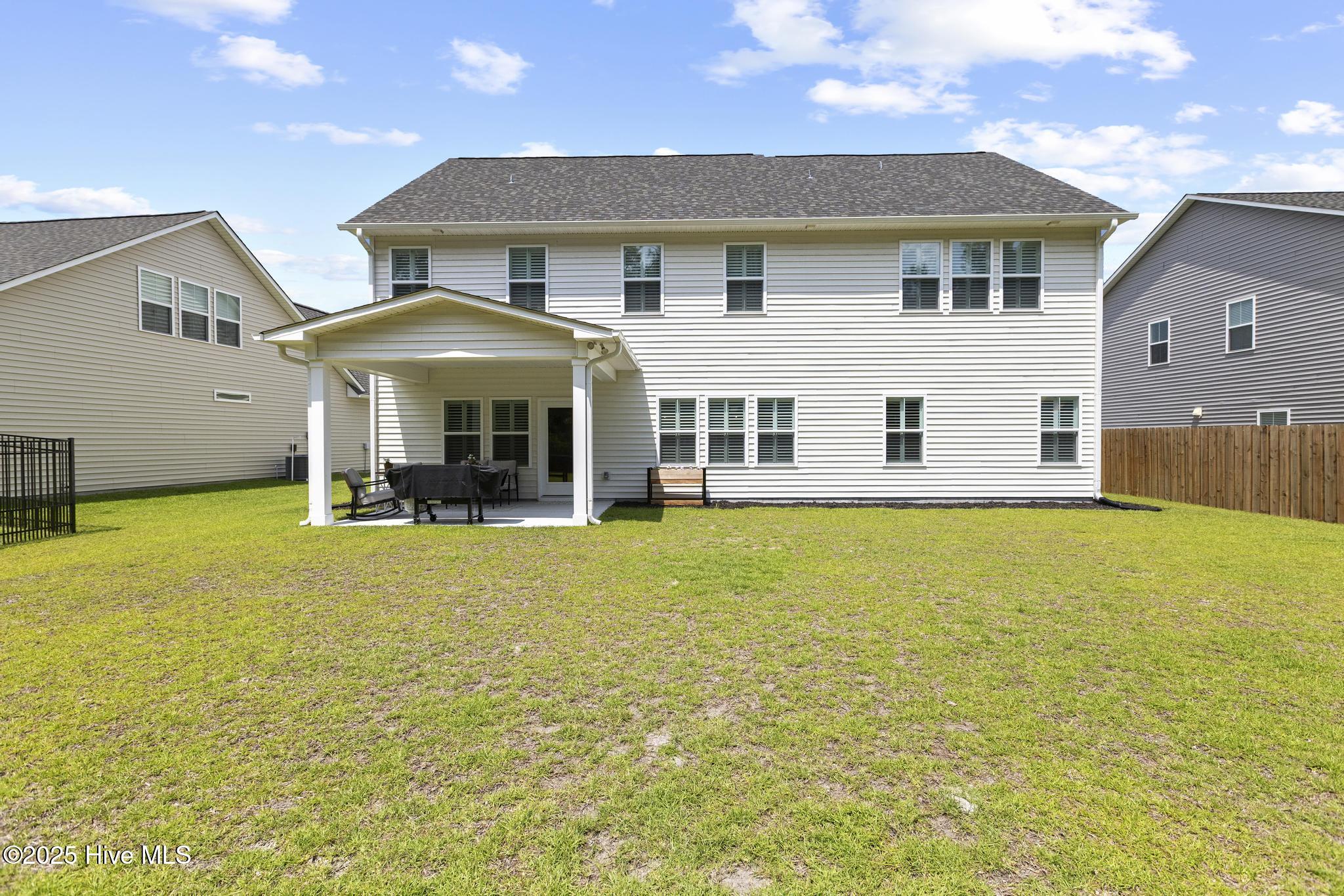 Hampstead, North Carolina, 28443, United States, 5 Bedrooms Bedrooms, ,4 BathroomsBathrooms,Residential,For Sale,1972632