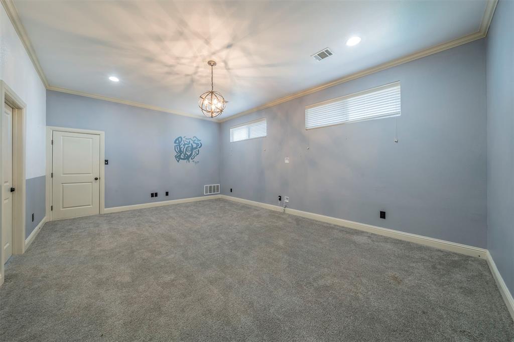 Arlington, Texas, 76017, United States, 4 Bedrooms Bedrooms, ,5 BathroomsBathrooms,Residential,For Sale,1982426