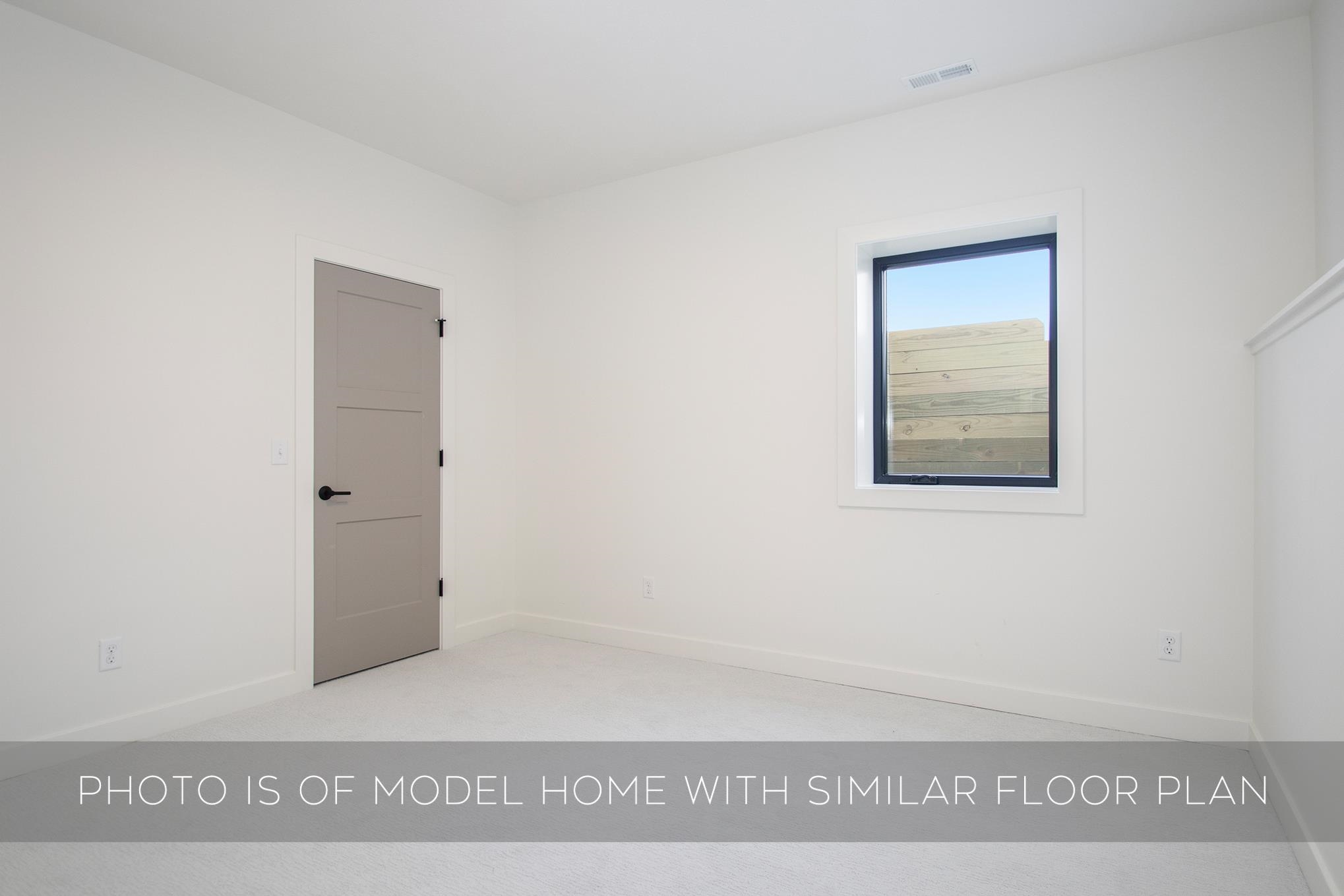 Osceola, Indiana, 46561, United States, 3 Bedrooms Bedrooms, ,3 BathroomsBathrooms,Residential,For Sale,1941829