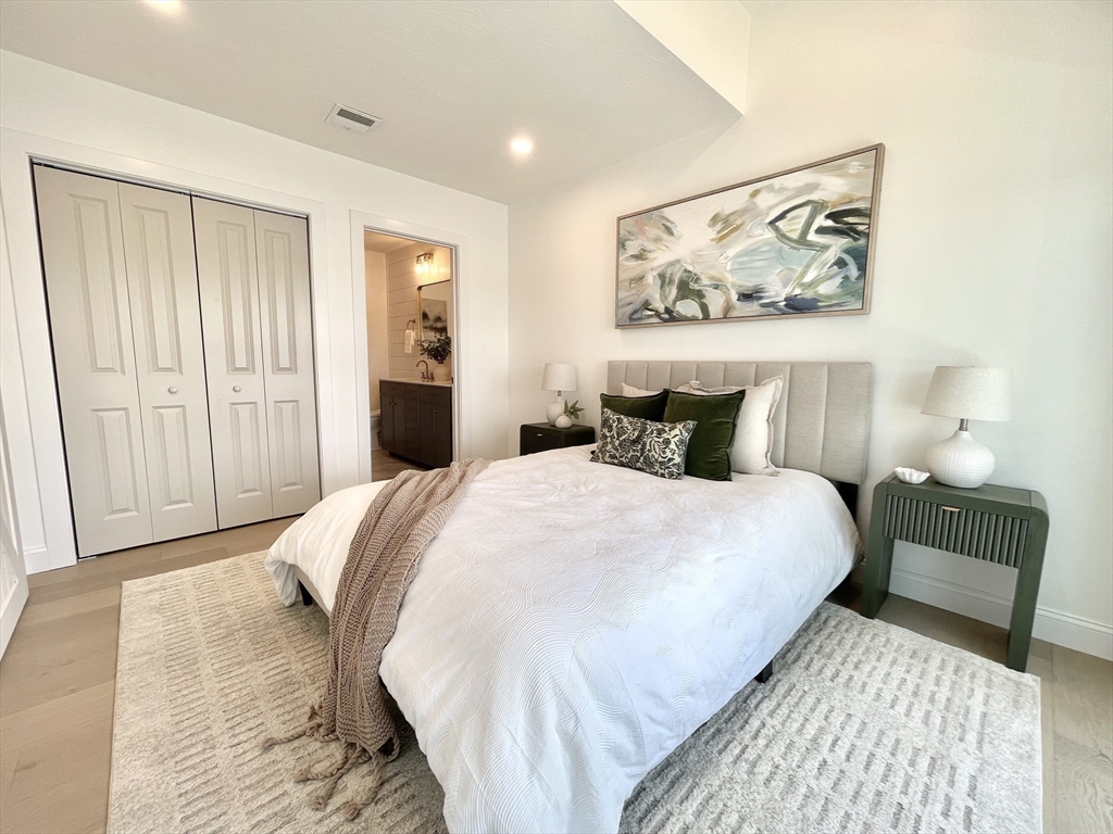 Bellingham, Massachusetts, 02019, United States, 4 Bedrooms Bedrooms, ,4 BathroomsBathrooms,Residential,For Sale,1927389