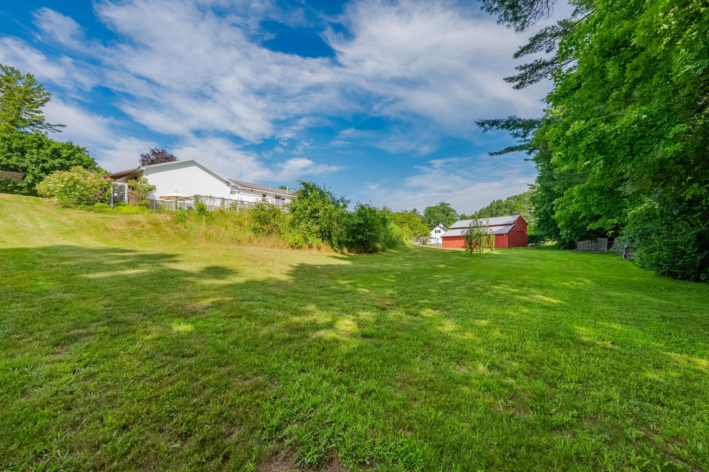 Eliot, Maine, 03903, United States, 2 Bedrooms Bedrooms, ,1 BathroomBathrooms,Residential,For Sale,1887837