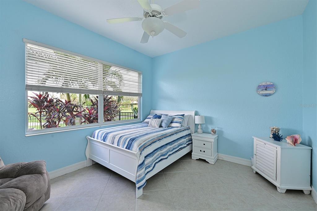 Bradenton, Florida, 34212, United States, 4 Bedrooms Bedrooms, ,3 BathroomsBathrooms,Residential,For Sale,1848553