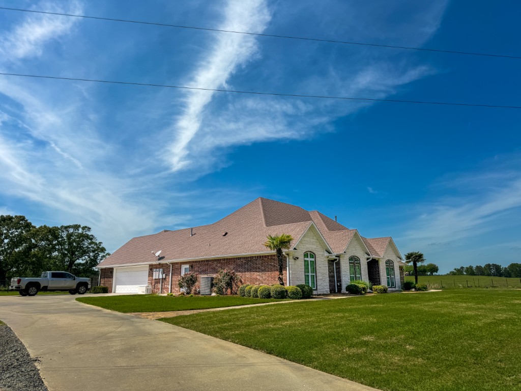 Bloomburg, Texas, 75556, United States, 4 Bedrooms Bedrooms, ,2 BathroomsBathrooms,Residential,For Sale,1789211
