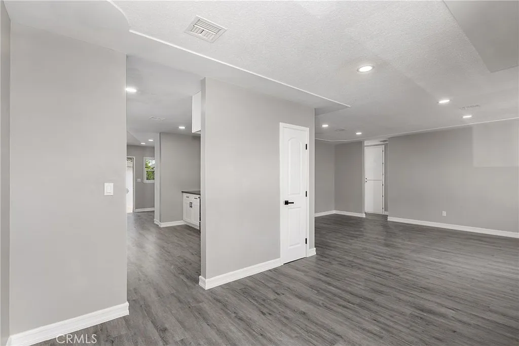 San Bernardino, California, 92404, United States, 3 Bedrooms Bedrooms, ,2 BathroomsBathrooms,Residential,For Sale,1983152