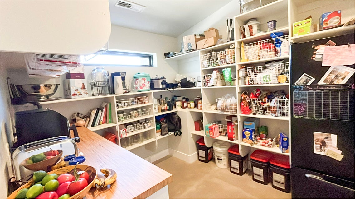 Washington, Utah, 84780, United States, 4 Bedrooms Bedrooms, ,4 BathroomsBathrooms,Residential,For Sale,1998221