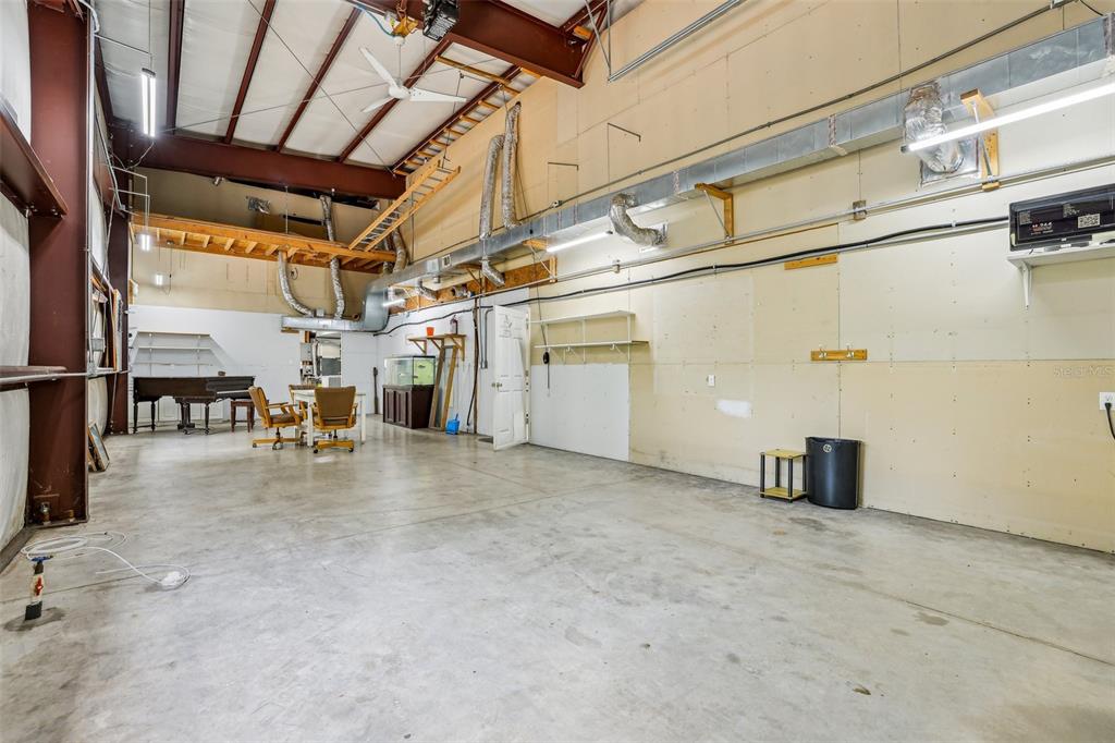 Edgewater, Florida, 32132, United States, 5 Bedrooms Bedrooms, ,4 BathroomsBathrooms,Residential,For Sale,1794815