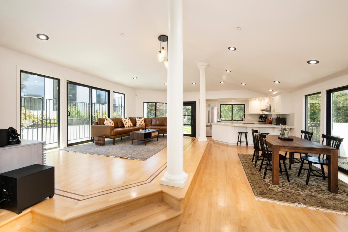 Woodside, California, 94062, United States, 4 Bedrooms Bedrooms, ,5 BathroomsBathrooms,Residential,For Sale,1911860