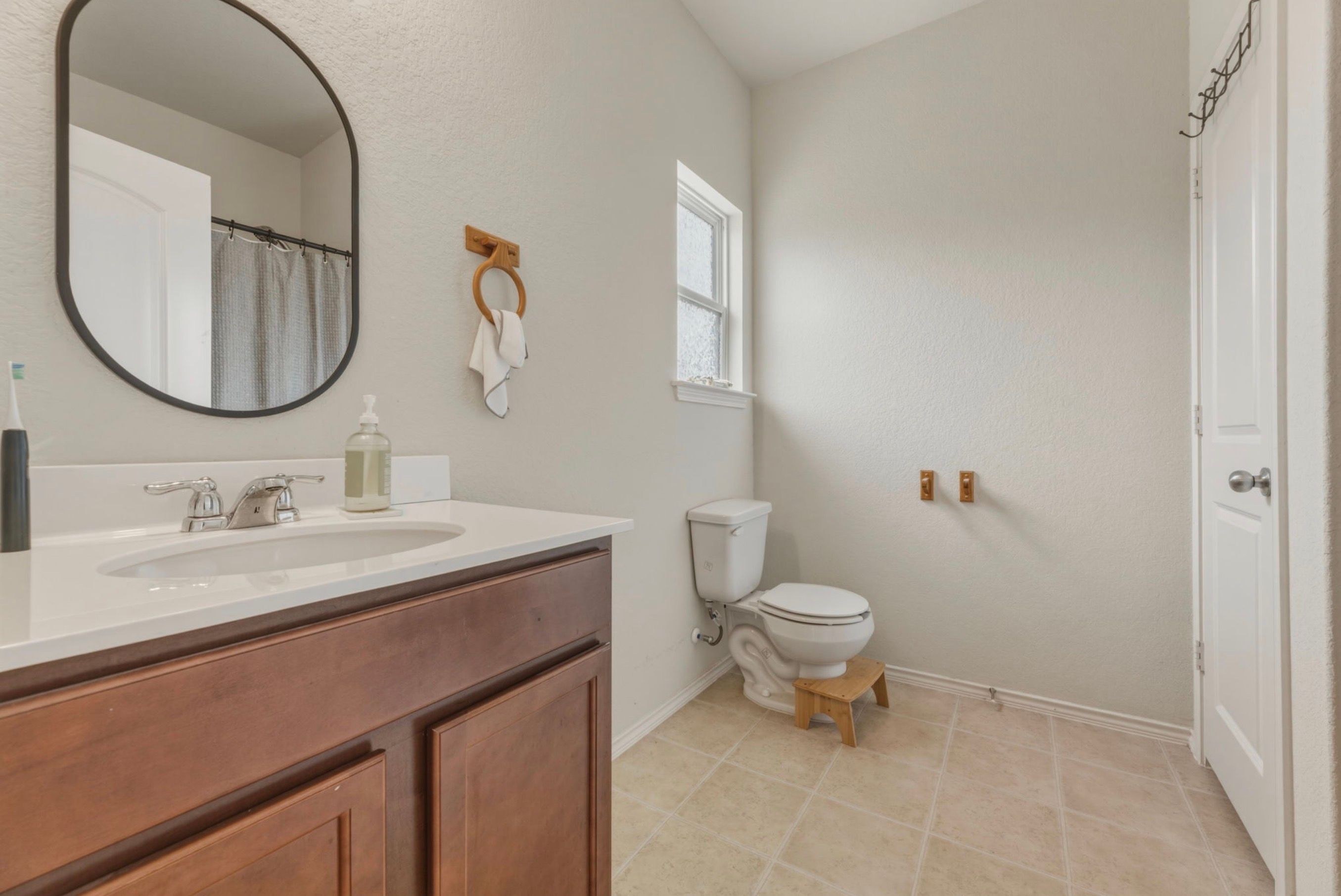  155 Big Leaf Drive, Buda, TX 78610 - 物件實景