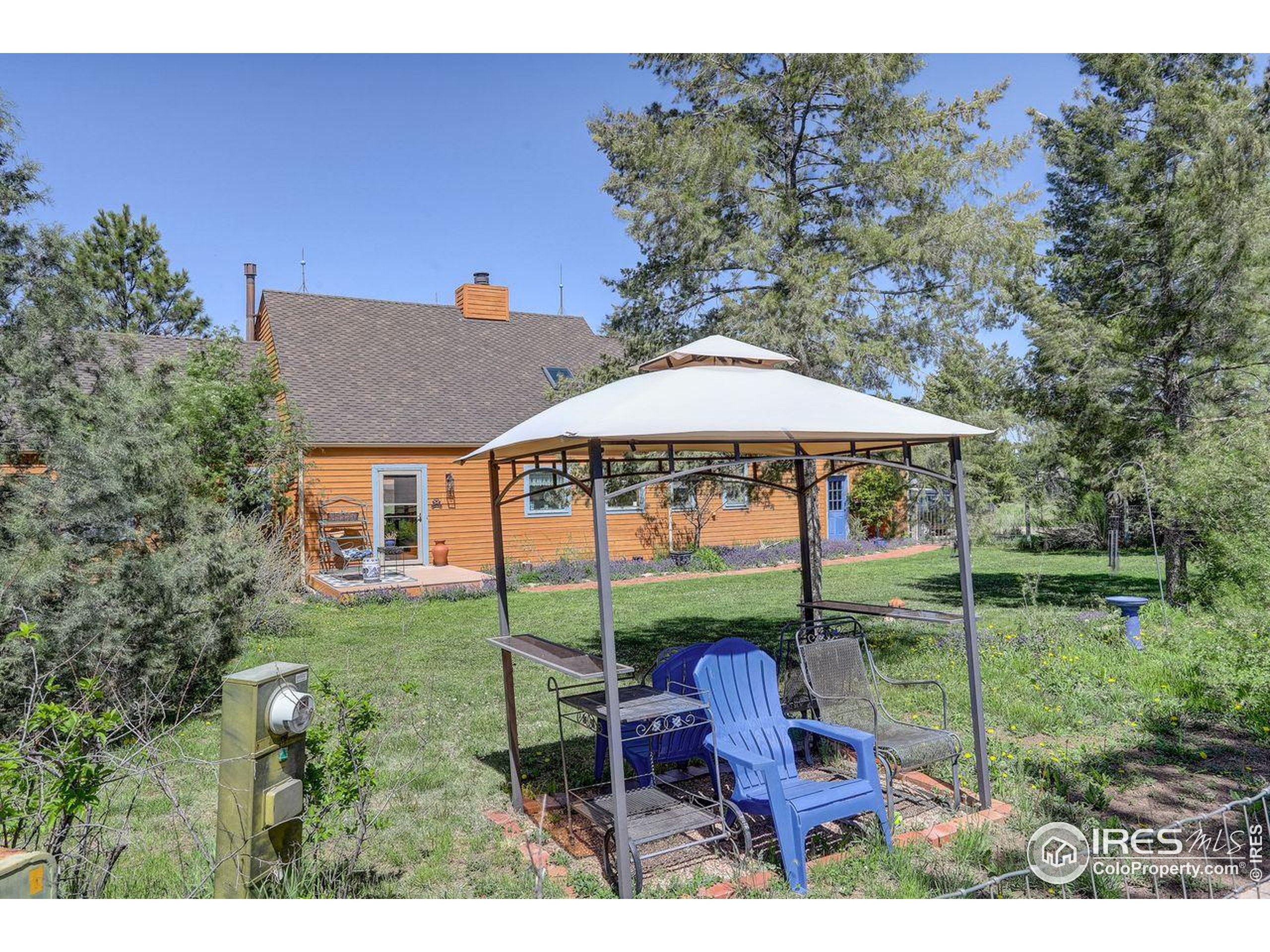 Franktown, Colorado, 80116, United States, 5 Bedrooms Bedrooms, ,2 BathroomsBathrooms,Residential,For Sale,1818789