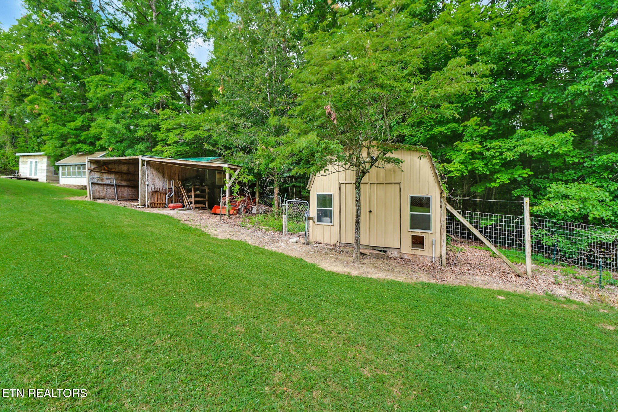 Crossville, Tennessee, 38571, United States, 3 Bedrooms Bedrooms, ,4 BathroomsBathrooms,Residential,For Sale,1979710