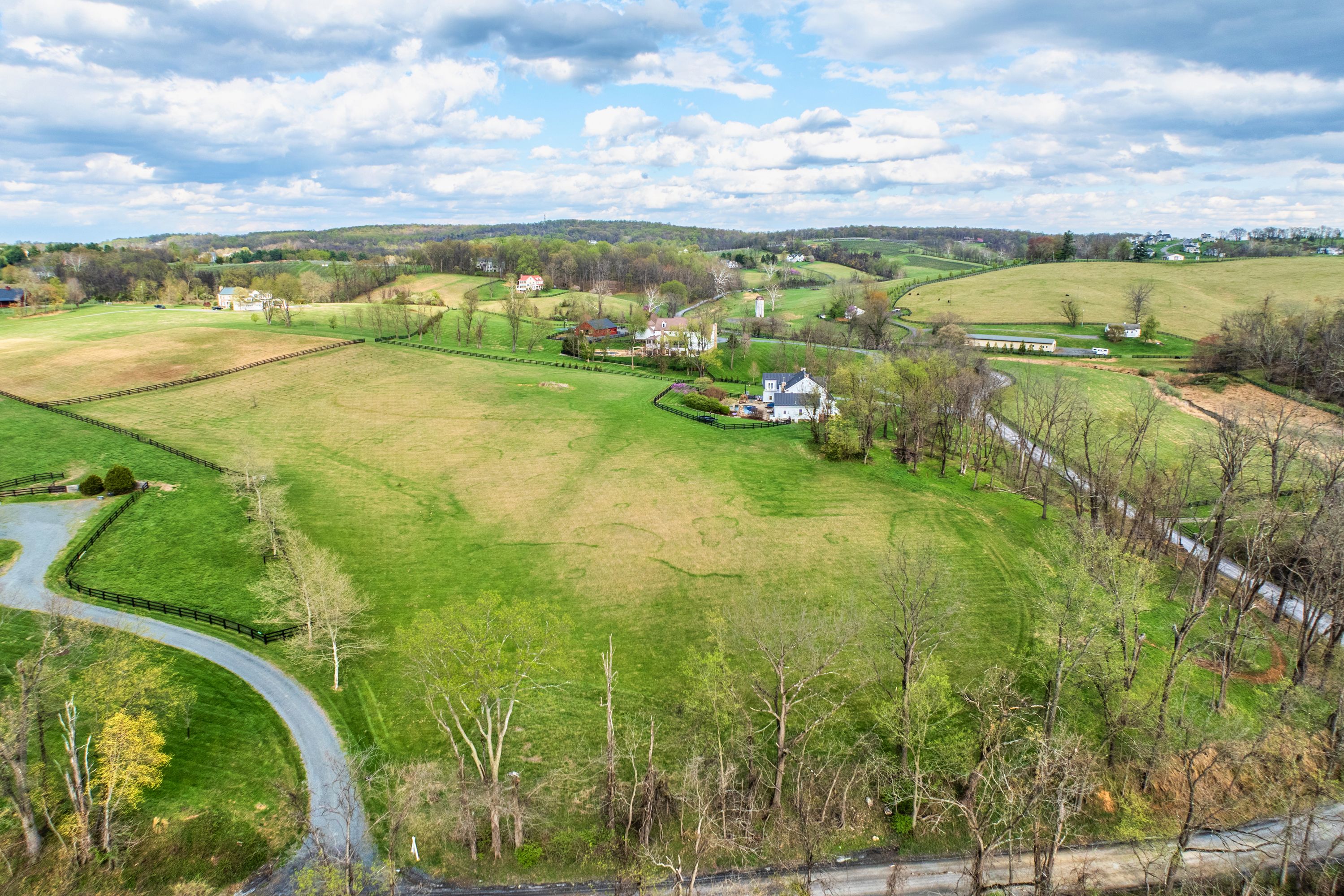  15718 Old Waterford Road, Paeonian Springs, VA, 20129 - 物件實景