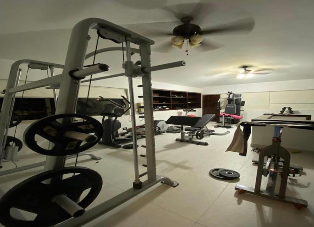 El Greco, Guadalupe, Nuevo León, 67173, Mexico, 4 Bedrooms Bedrooms, ,4 BathroomsBathrooms,Residential,For Sale,El Greco,1442844