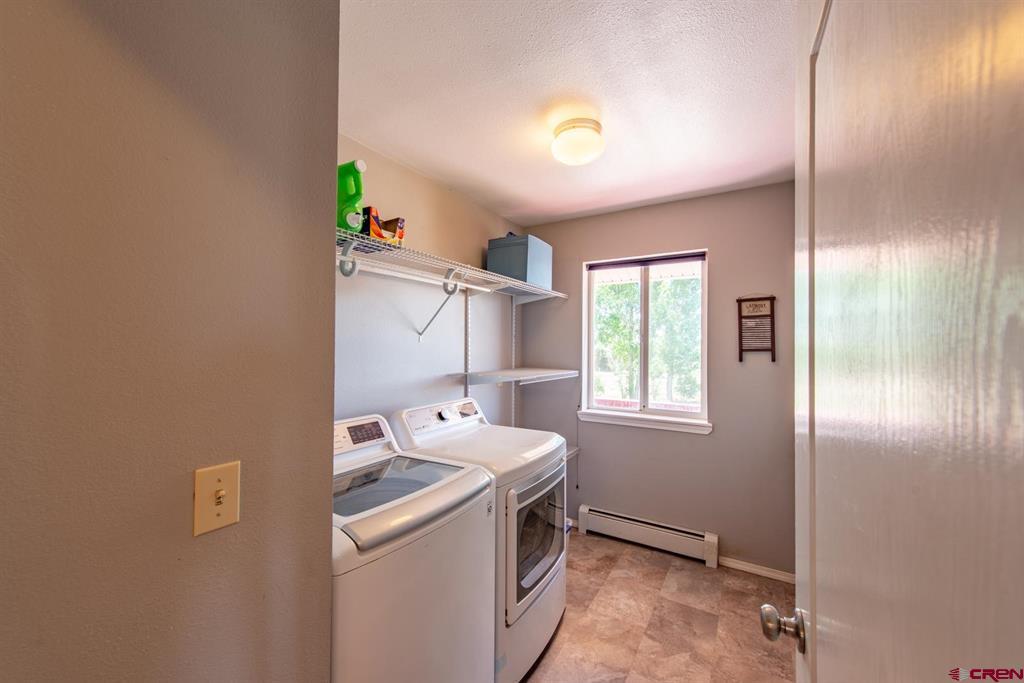 Austin, Colorado, 81410, United States, 4 Bedrooms Bedrooms, ,3 BathroomsBathrooms,Residential,For Sale,1976100