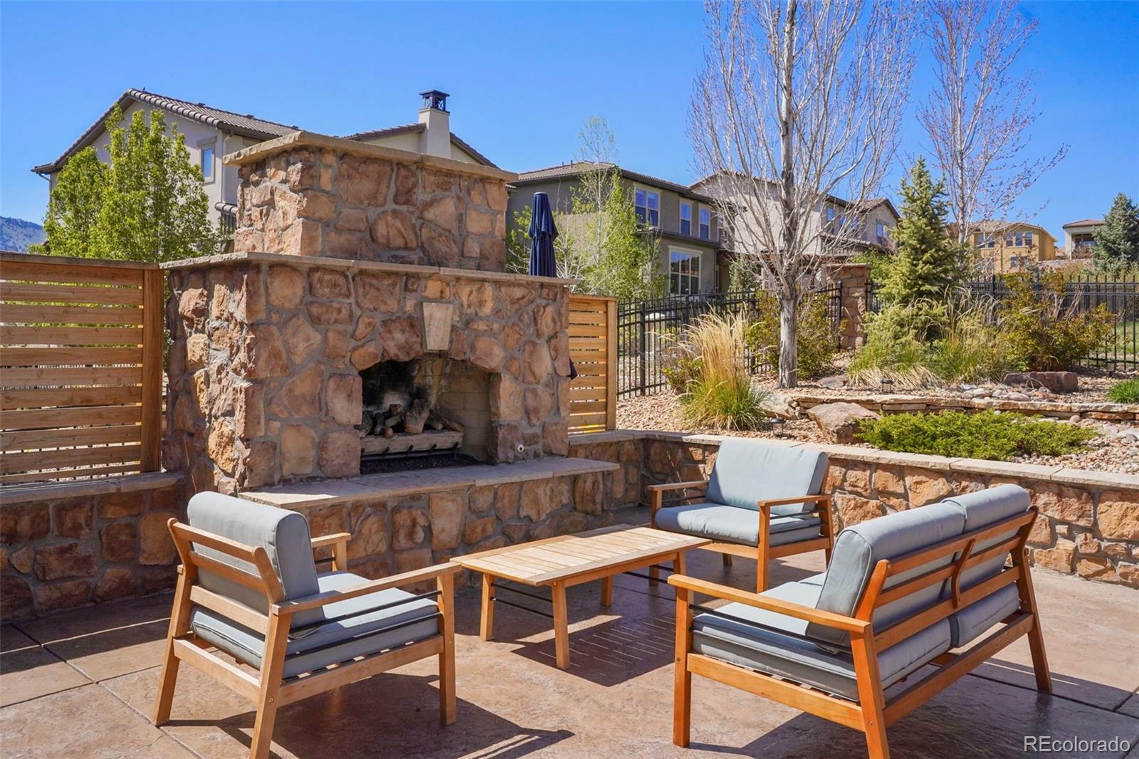 Lakewood, Colorado, 80228, United States, 4 Bedrooms Bedrooms, ,3 BathroomsBathrooms,Residential,For Sale,1791587
