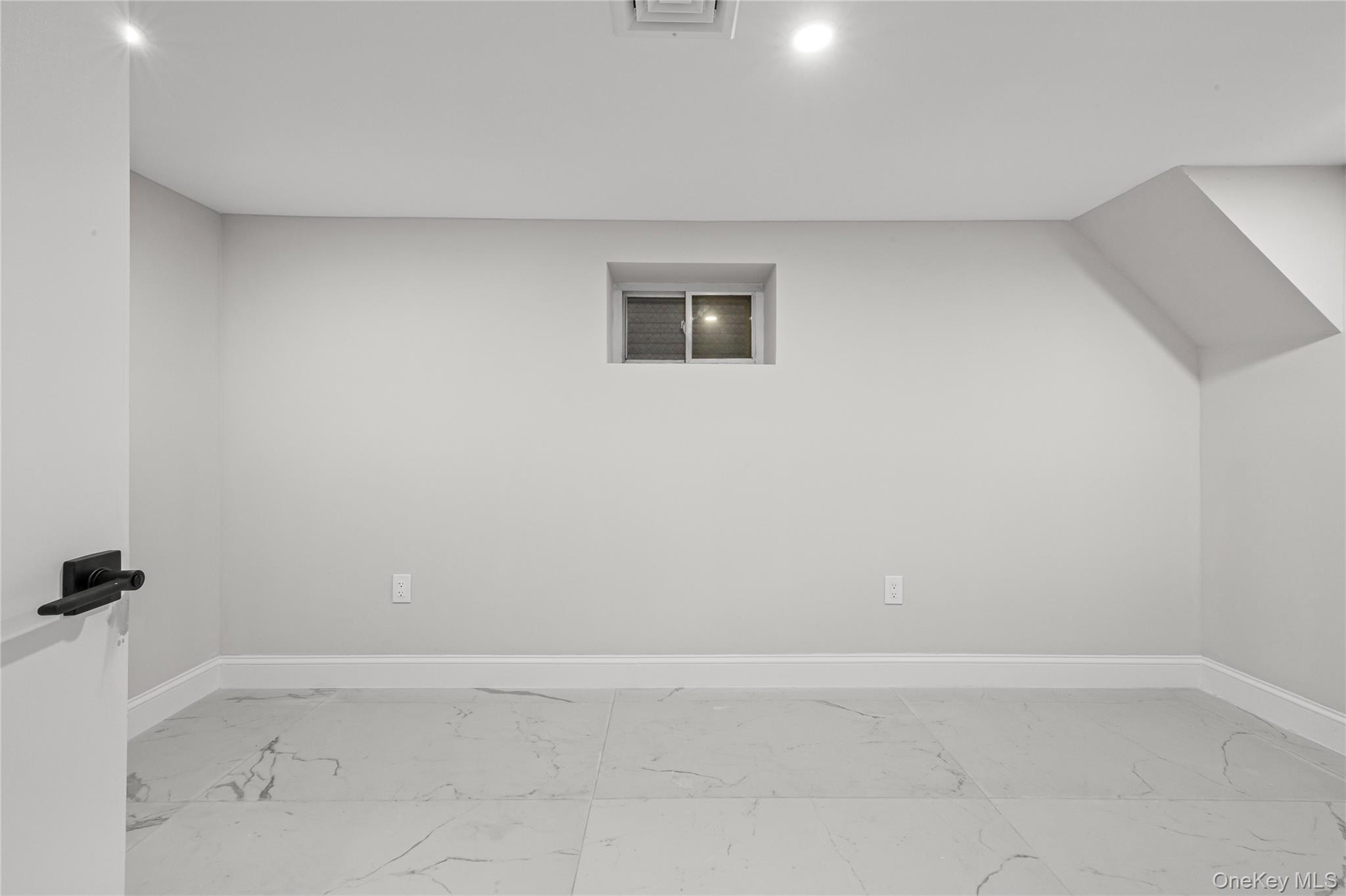 Jamaica, New York, 11434, United States, 4 Bedrooms Bedrooms, ,3 BathroomsBathrooms,Residential,For Sale,2003093