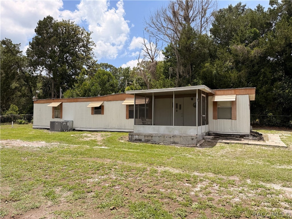 Admiral Byrd Ln, Crystal River, FL 34429