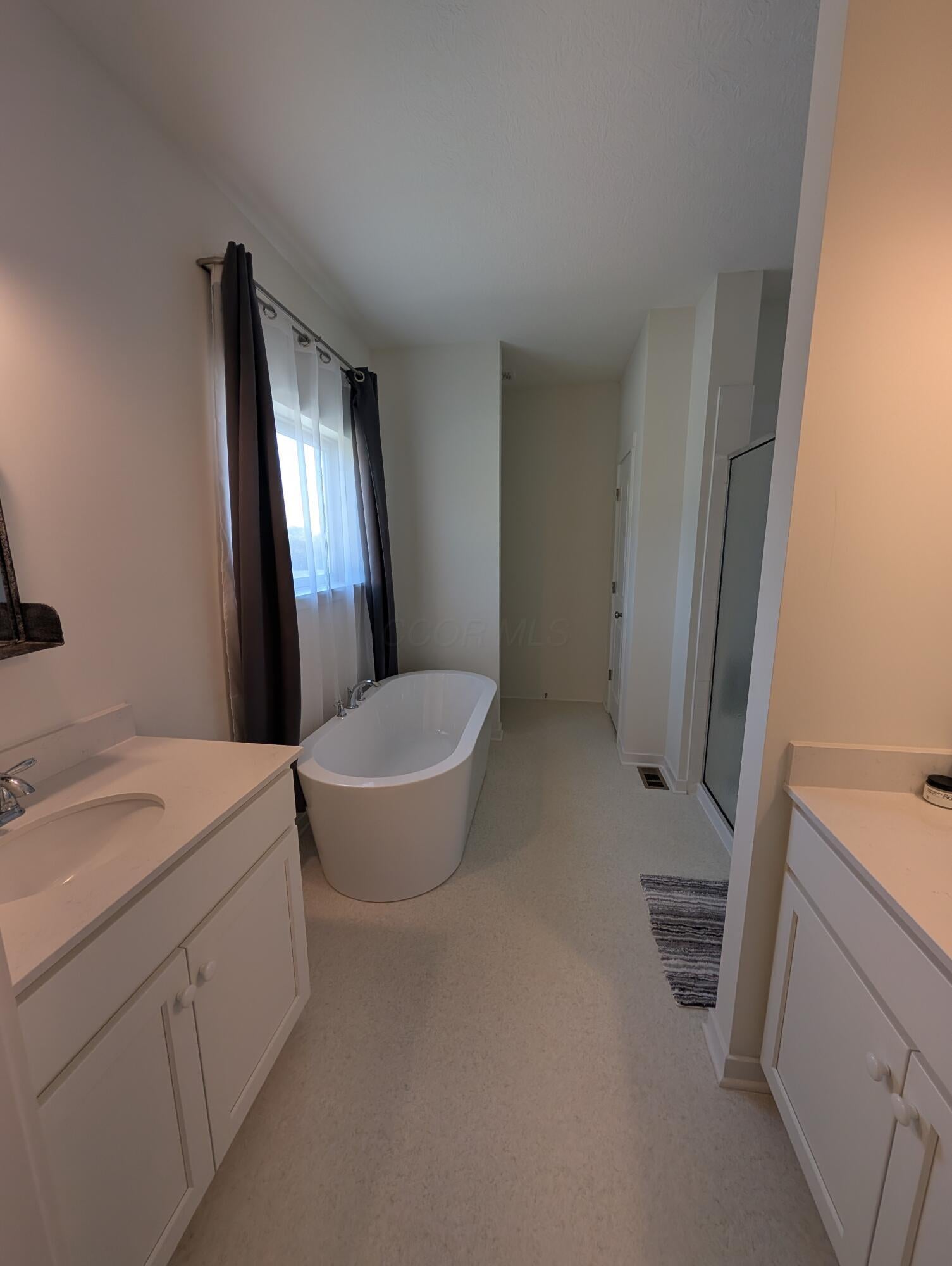 Orient, Ohio, 43146, United States, 4 Bedrooms Bedrooms, ,3 BathroomsBathrooms,Residential,For Sale,1990244