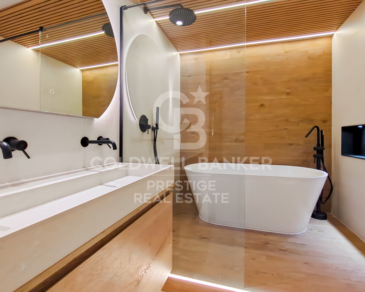 Barcelona, Catalonia, ES, 4 Bedrooms Bedrooms, ,2 BathroomsBathrooms,Residential,For Sale,1708054