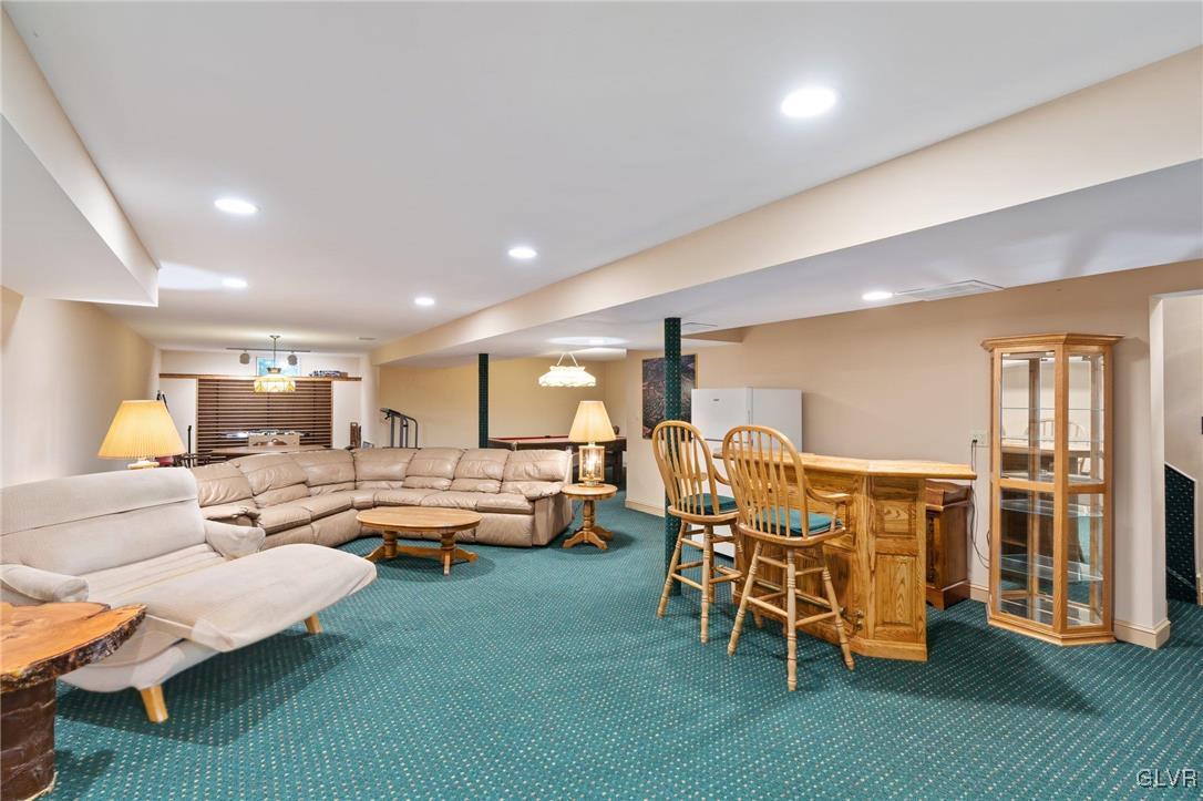 Upper Saucon Twp, Pennsylvania, 18034, United States, 3 Bedrooms Bedrooms, ,3 BathroomsBathrooms,Residential,For Sale,1928759