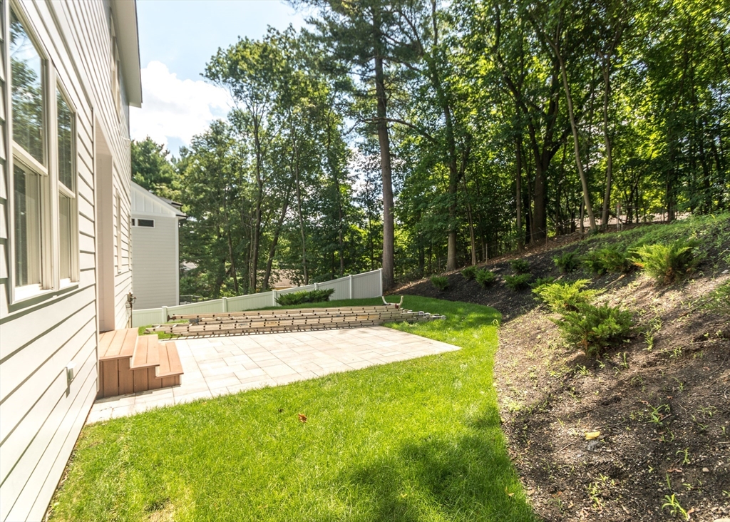 Waltham, Massachusetts, 02453, United States, 4 Bedrooms Bedrooms, ,5 BathroomsBathrooms,Residential,For Sale,1858244