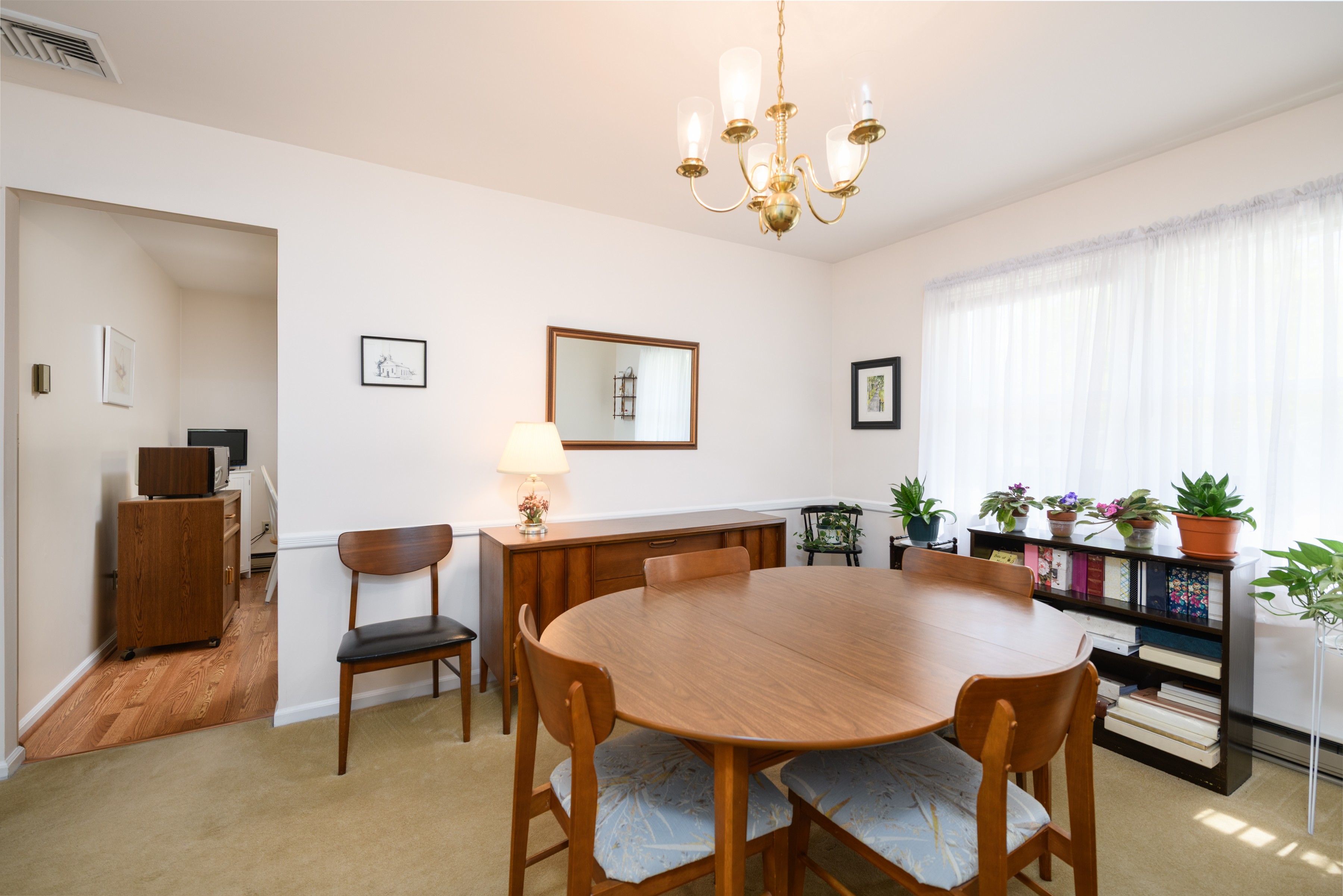  3-Bedroom, 1.5-Bath Ranch in Eatontown - 物件實景