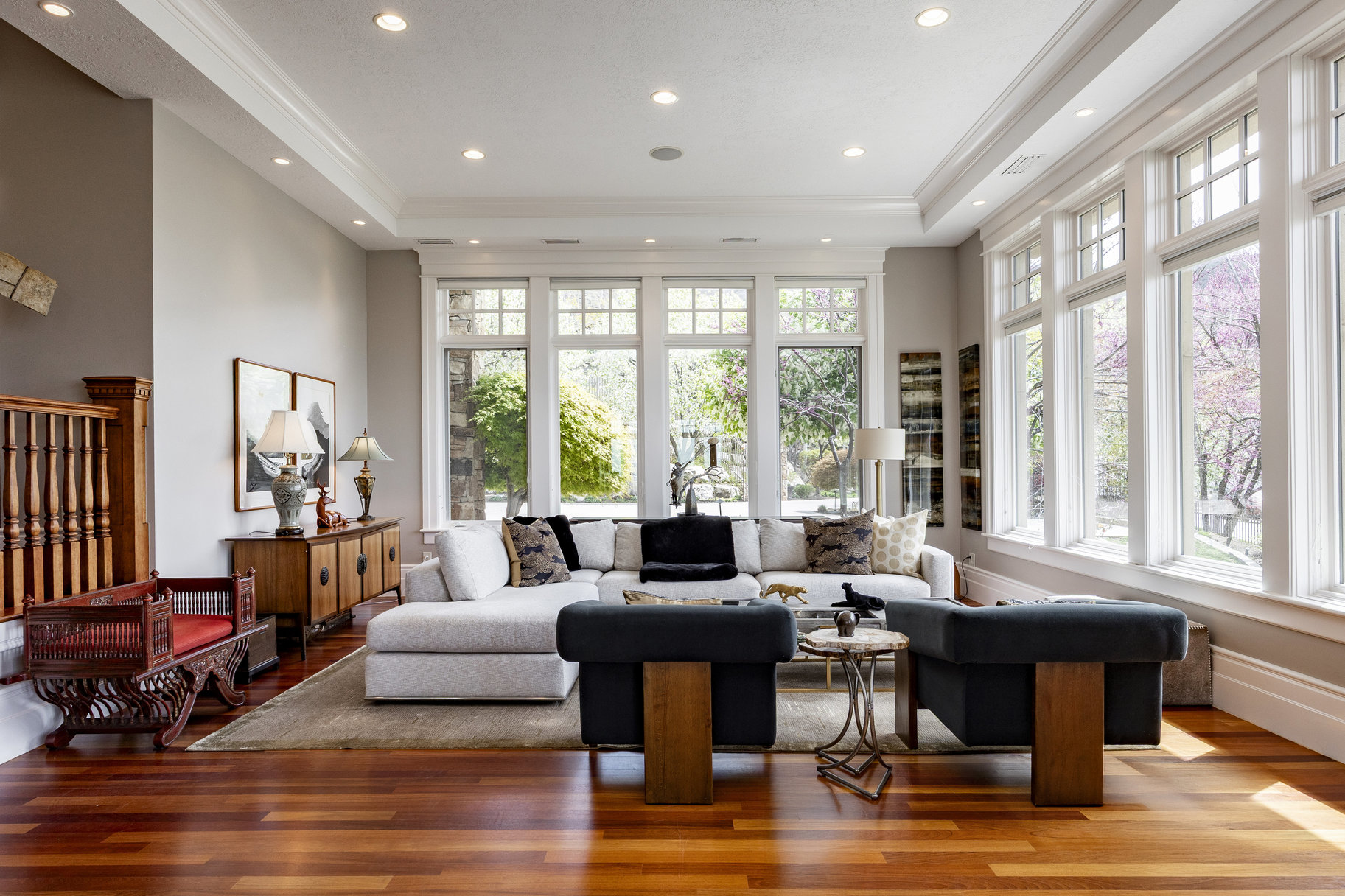  Timeless East Bench Craftsman Estate with Gated Entry, Expansive Light and Views - 物件實景