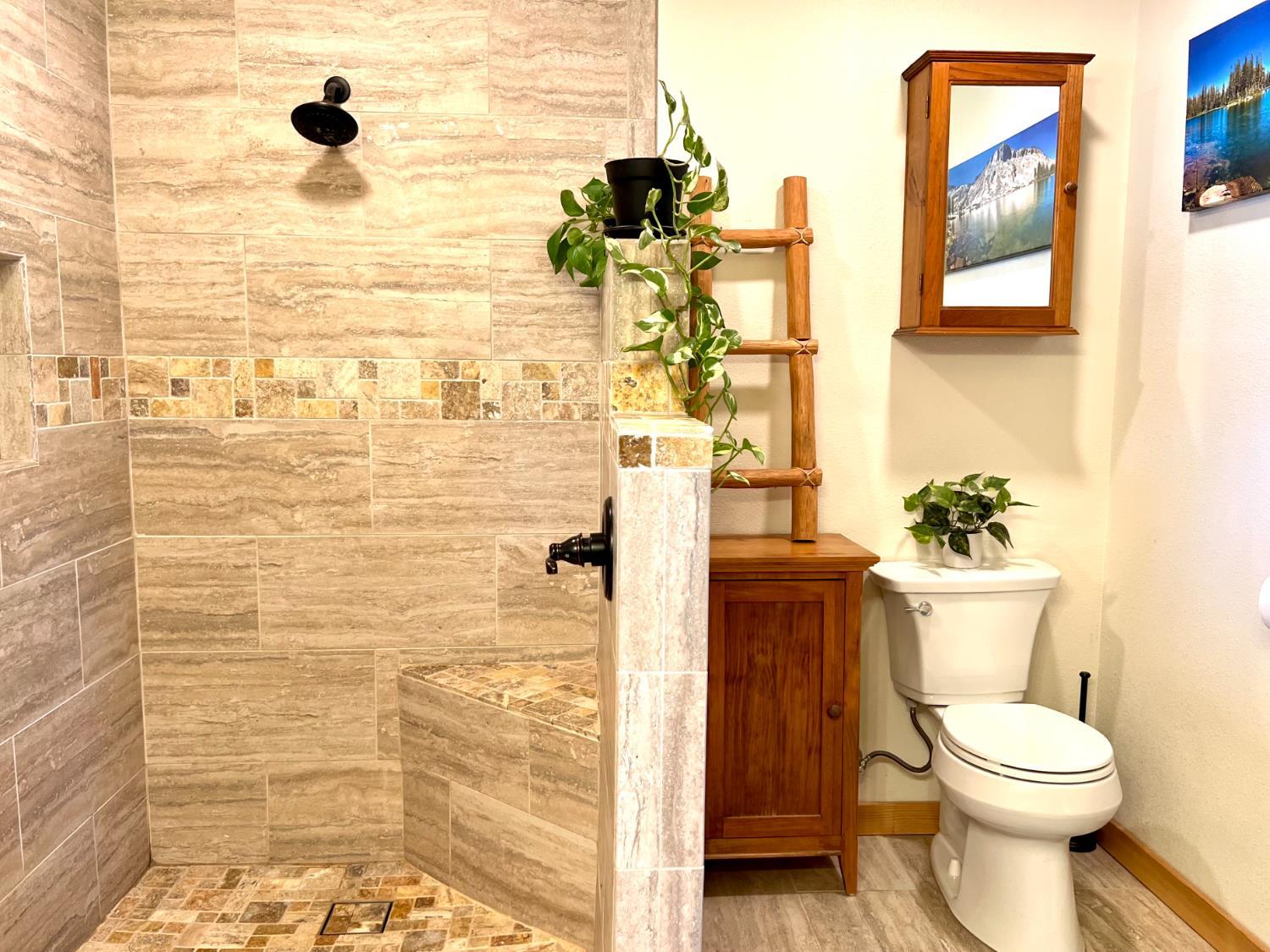 North Fork, California, 93643, United States, 3 Bedrooms Bedrooms, ,2 BathroomsBathrooms,Residential,For Sale,1977049