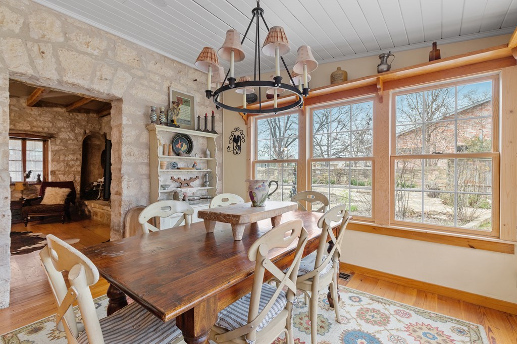 211 S Crockett St, Fredericksburg, Texas, 78624, United States, 3 Bedrooms Bedrooms, ,3 BathroomsBathrooms,Residential,For Sale,211 S Crockett St,1217754