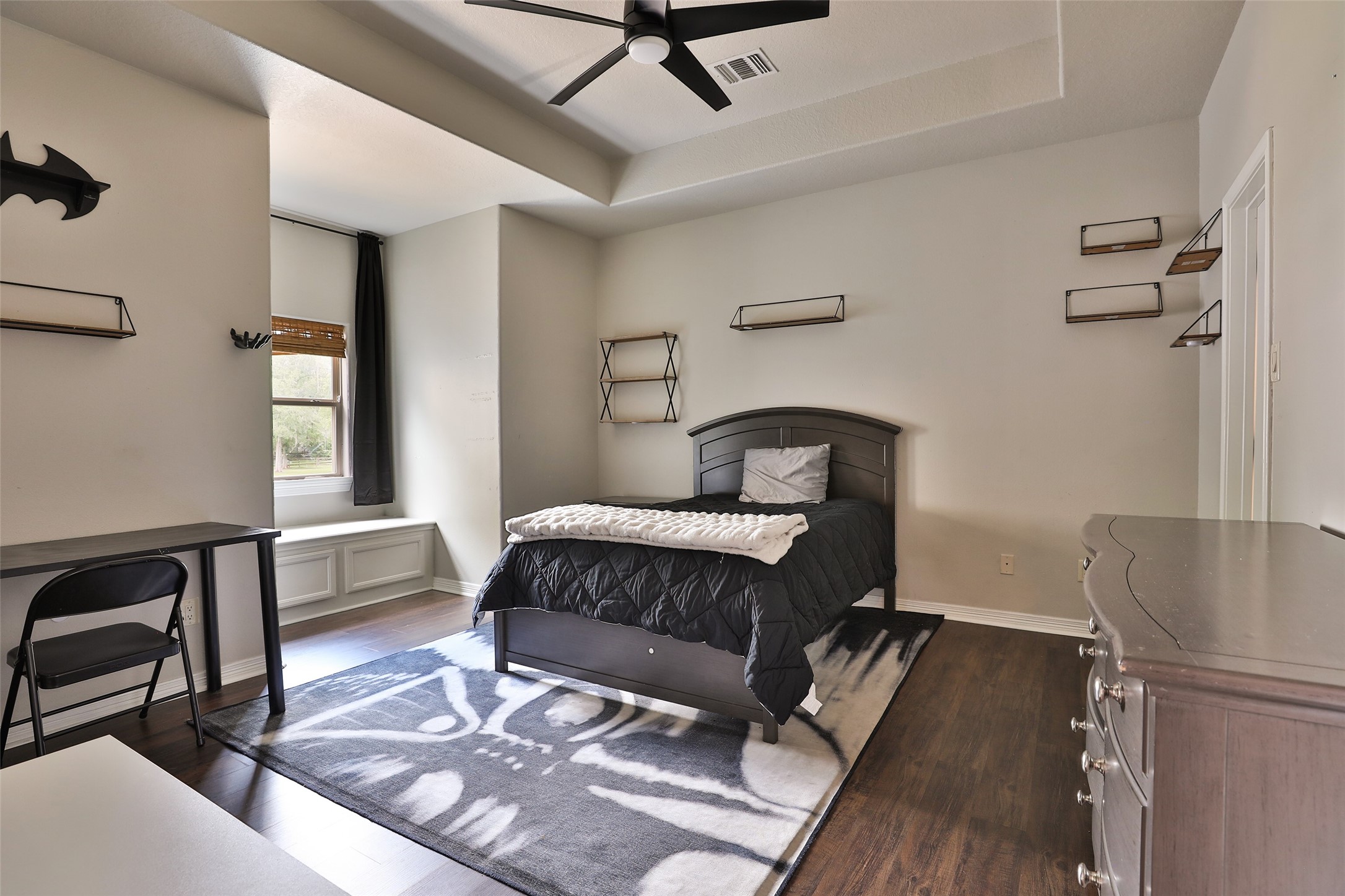  3422 Woodbine Drive - 物件實景