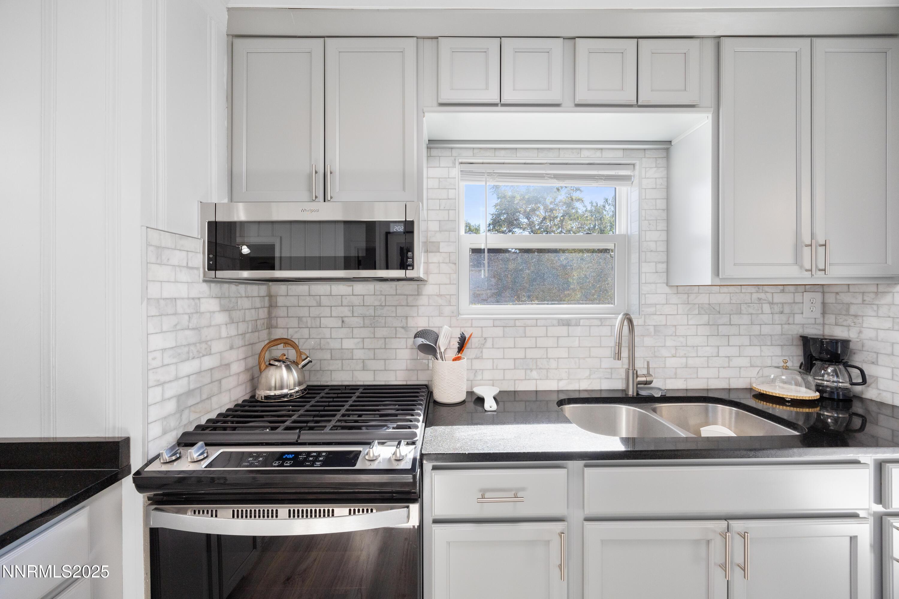 Sparks, Nevada, 89431, United States, 5 Bedrooms Bedrooms, ,2 BathroomsBathrooms,Residential,For Sale,1967760