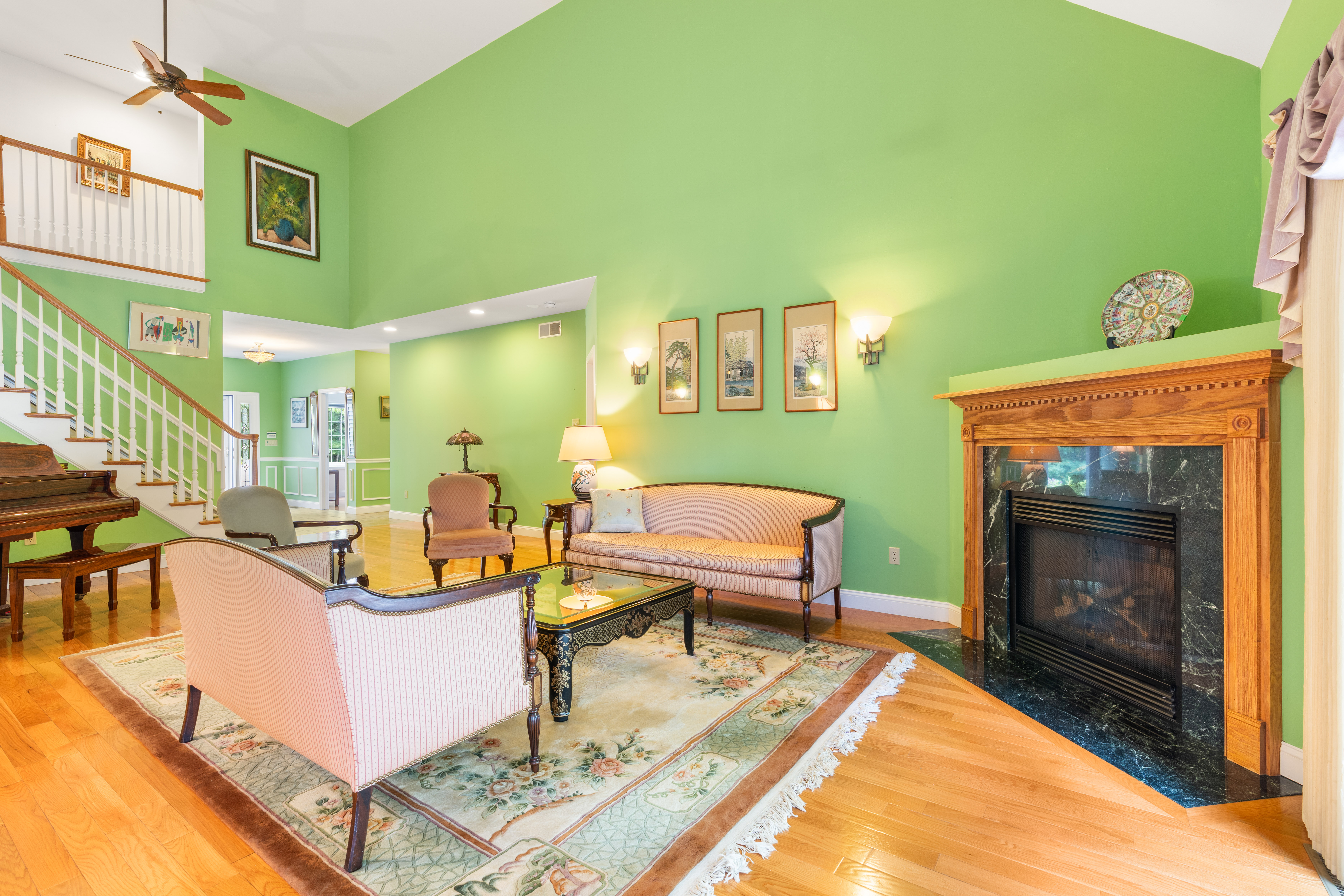  21 Steinbeck Street, Tyngsborough, MA, 01879 - 物件實景