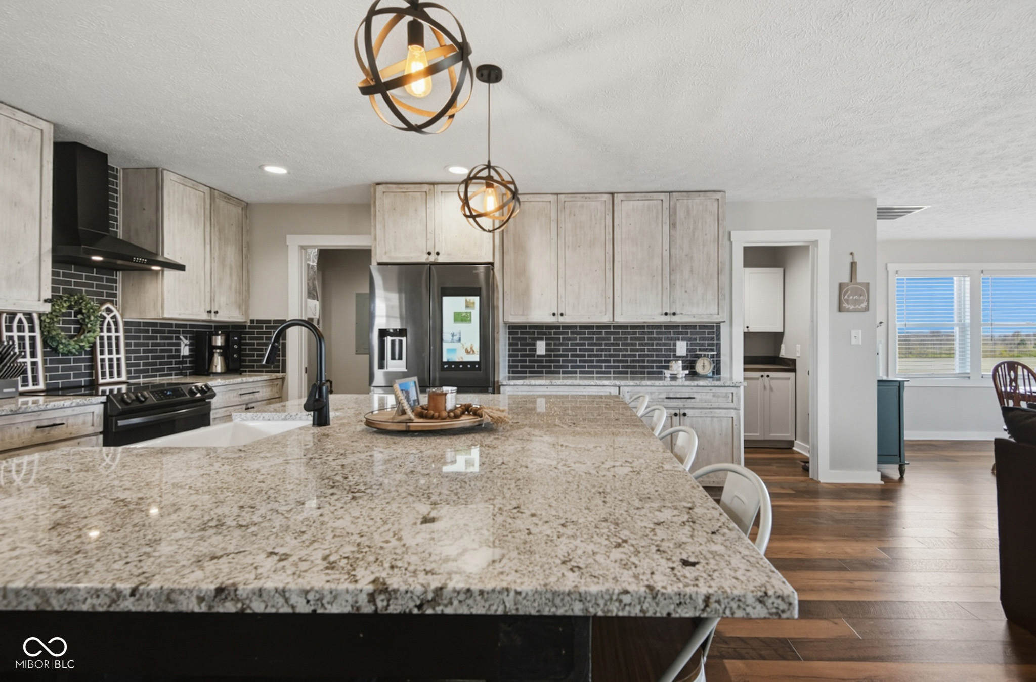 Edinburgh, Indiana, 46124, United States, 3 Bedrooms Bedrooms, ,2 BathroomsBathrooms,Residential,For Sale,1994228