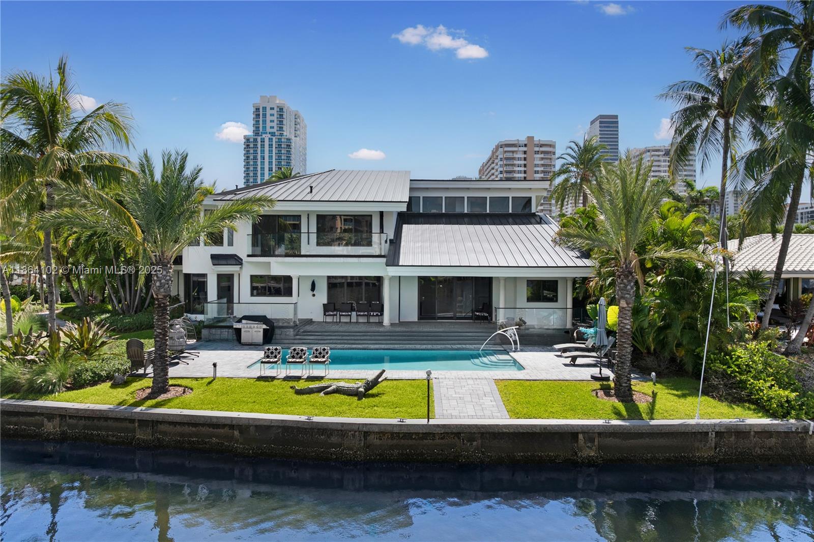 Hallandale Beach, Florida, 33009, United States, 4 Bedrooms Bedrooms, ,4 BathroomsBathrooms,Residential,For Sale,1940372