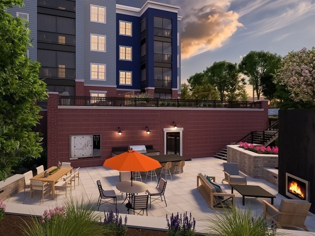 Canton, Massachusetts, 02021, United States, 2 Bedrooms Bedrooms, ,2 BathroomsBathrooms,Residential,For Sale,1992805