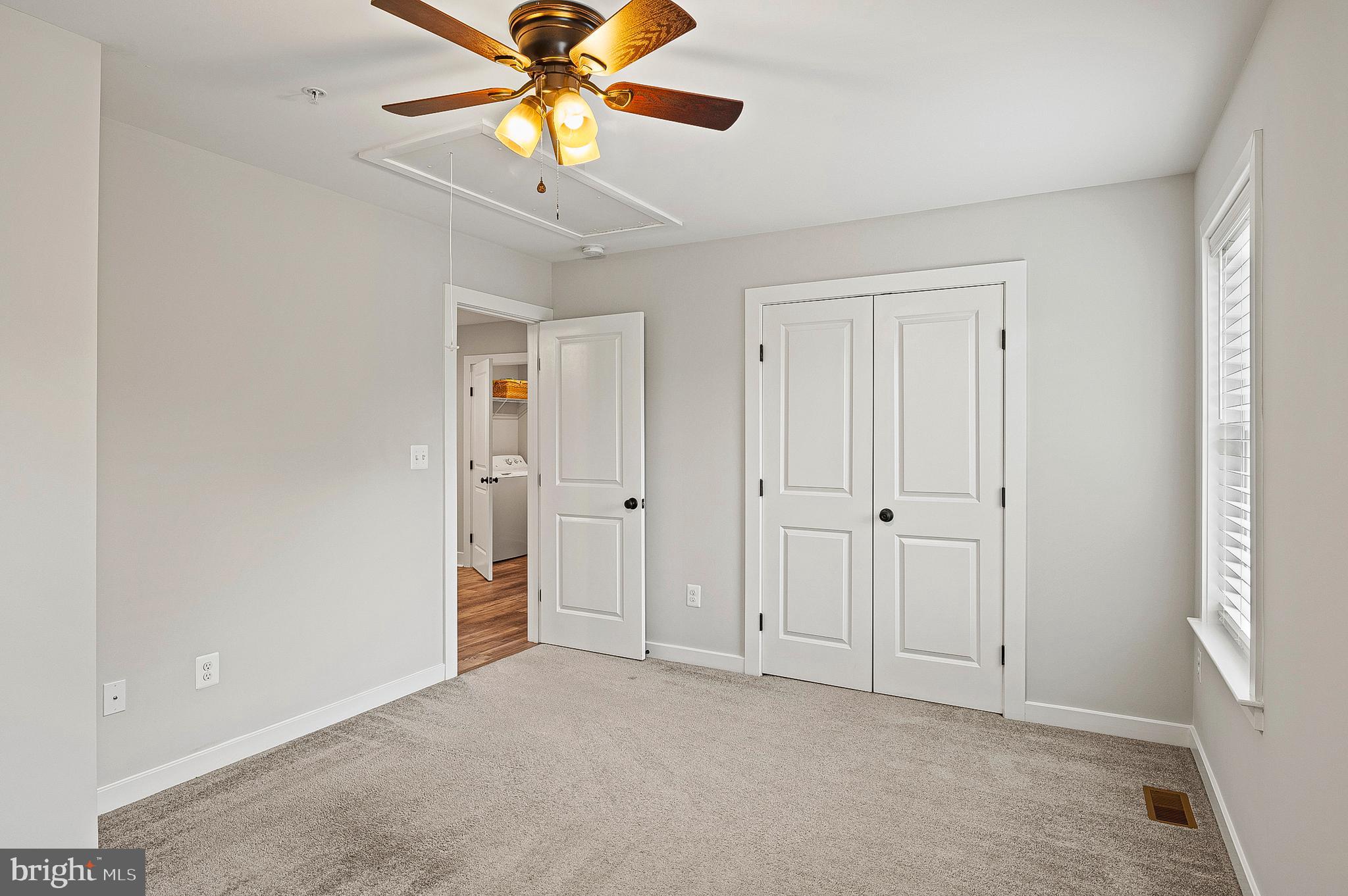 Edgewater, Maryland, 21037, United States, 5 Bedrooms Bedrooms, ,3 BathroomsBathrooms,Residential,For Sale,1895020