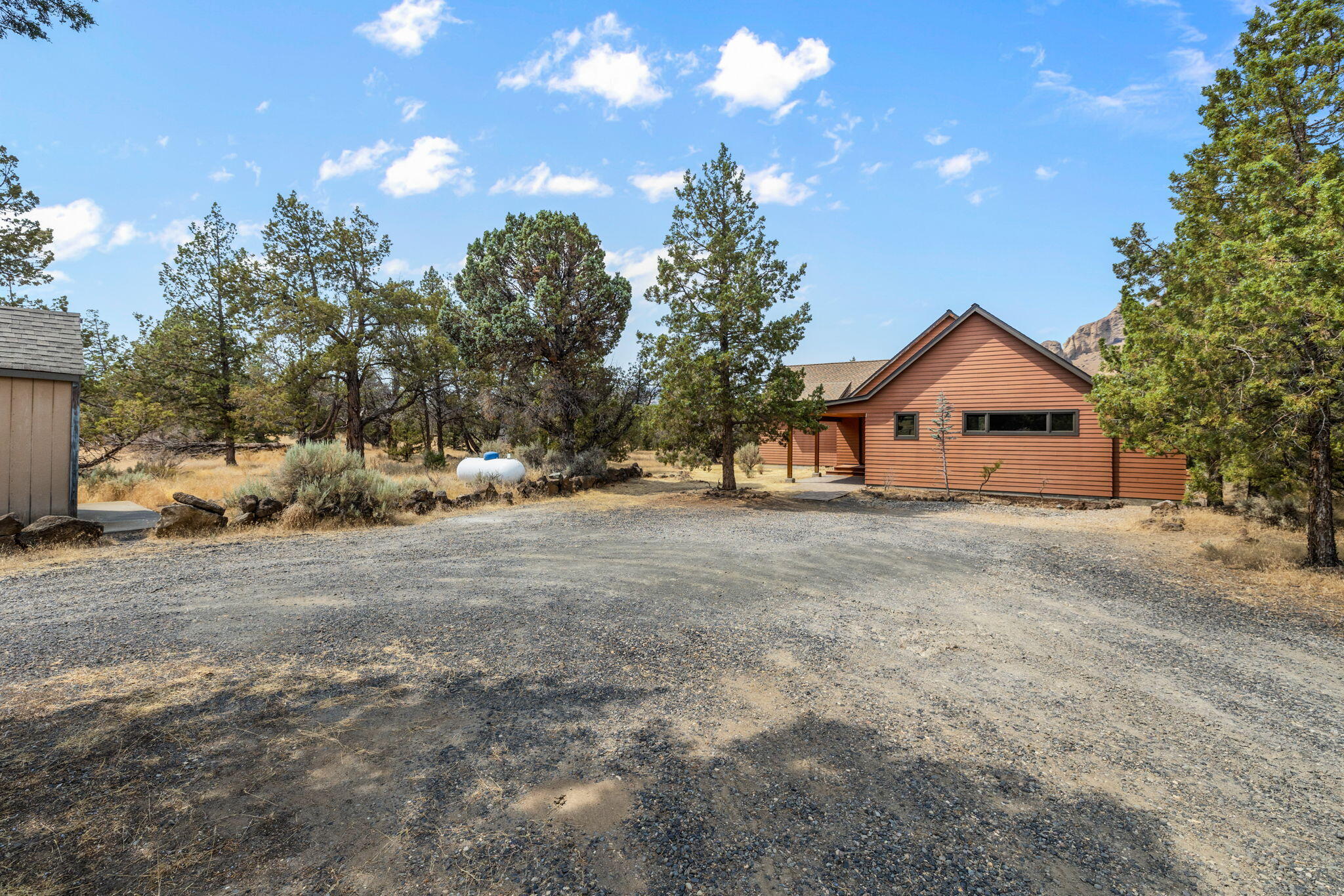 9210 NE Smith Rock Loop, Terrebonne, Oregon, 97760, United States, 2 Bedrooms Bedrooms, ,3 BathroomsBathrooms,Residential,For Sale,9210 NE Smith Rock Loop,1591545