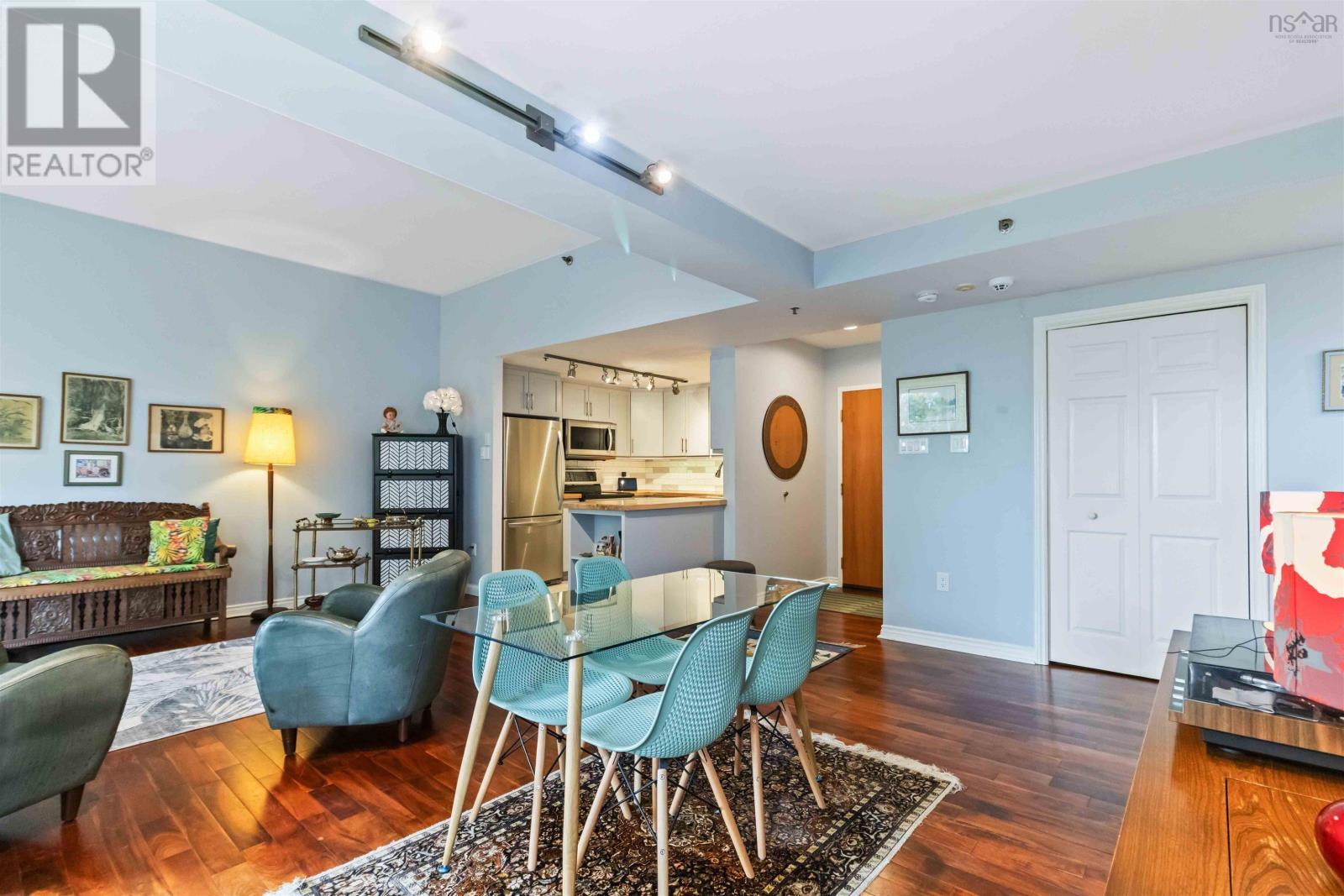 HALIFAX, Nova Scotia, B3H 3Y8, CA, 2 Bedrooms Bedrooms, ,1 BathroomBathrooms,Residential,For Sale,1947667