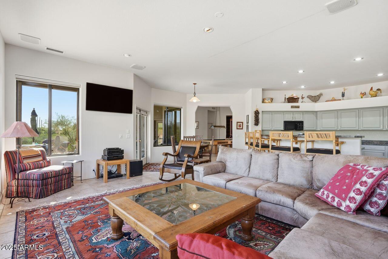 Cave Creek, Arizona, 85331, United States, 3 Bedrooms Bedrooms, ,3 BathroomsBathrooms,Residential,For Sale,1992918