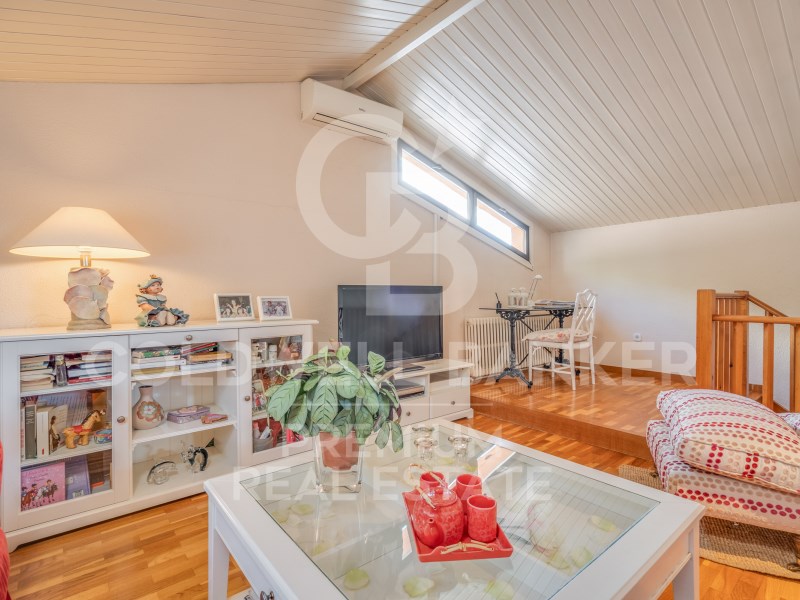 Cerdanyola del Vallès, Catalonia, ES, 4 Bedrooms Bedrooms, ,3 BathroomsBathrooms,Residential,For Sale,1481856