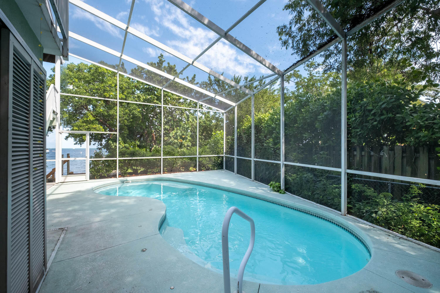 ISLAMORADA, Florida, 33036, United States, 5 Bedrooms Bedrooms, ,3 BathroomsBathrooms,Residential,For Sale,1828354