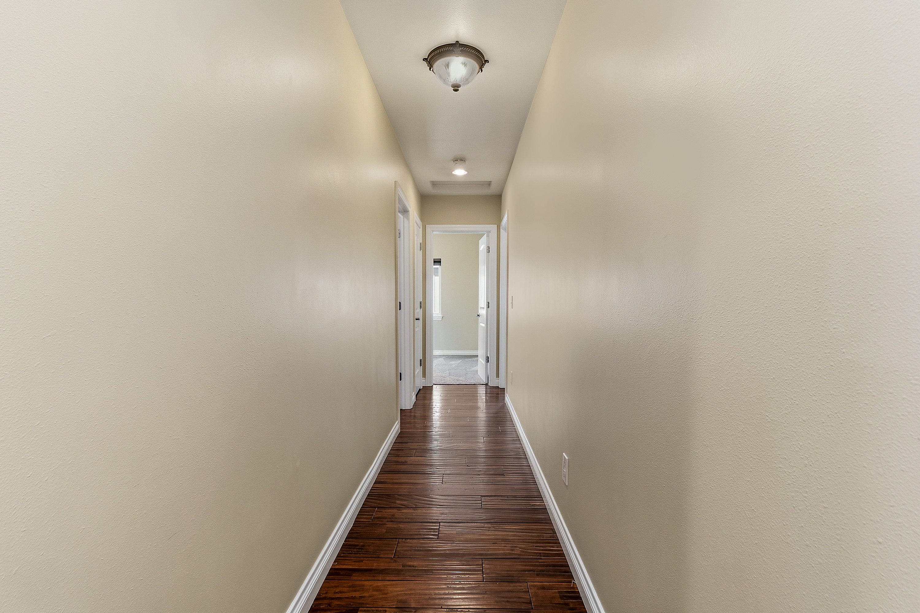  1031 Bonnie Brae St - 物件實景