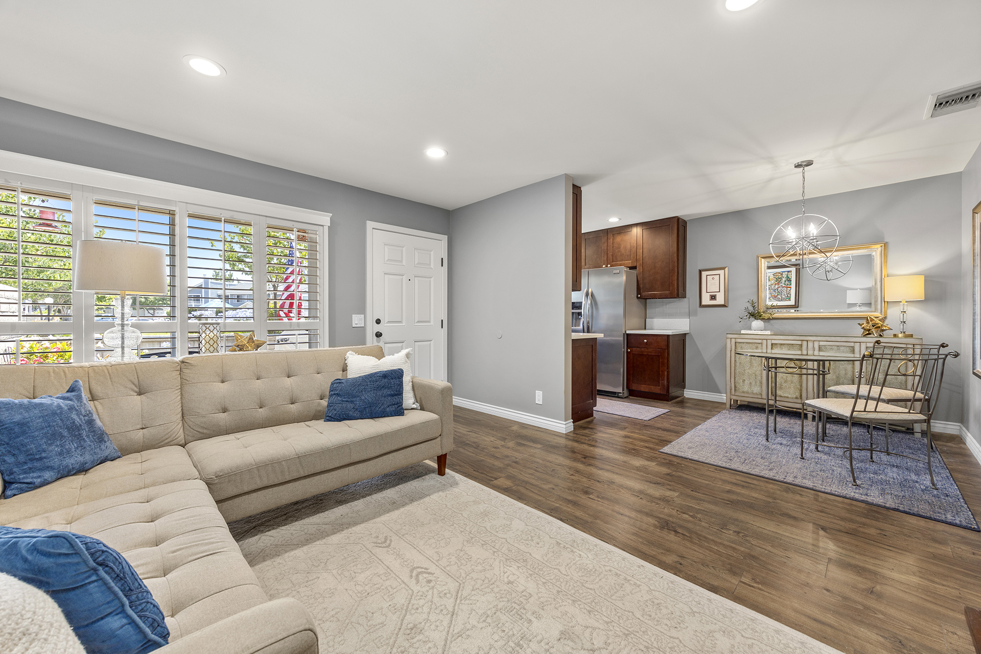 Anaheim, California, 92801, United States, 3 Bedrooms Bedrooms, ,3 BathroomsBathrooms,Residential,For Sale,1878361