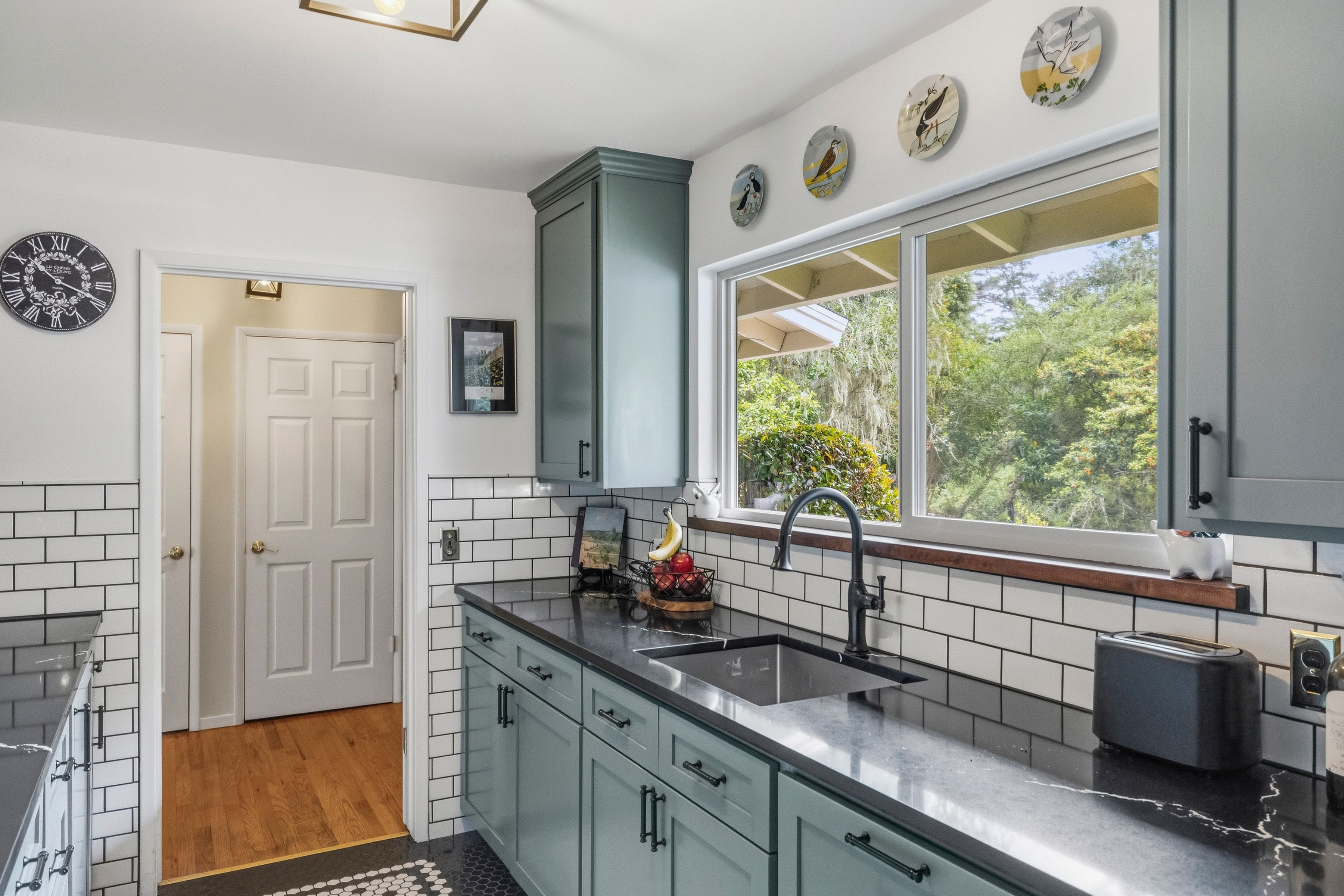  25193 Flanders Drive, Carmel - 物件實景