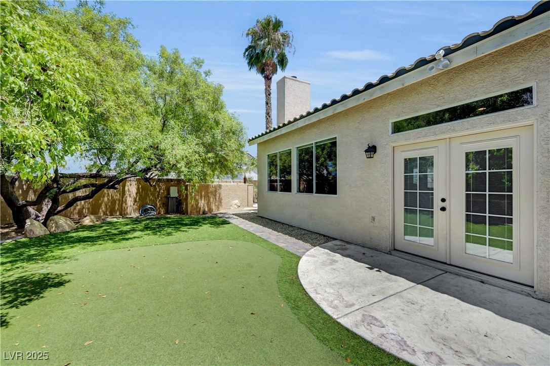 Henderson, Nevada, 89052, United States, 5 Bedrooms Bedrooms, ,2 BathroomsBathrooms,Residential,For Sale,1897207