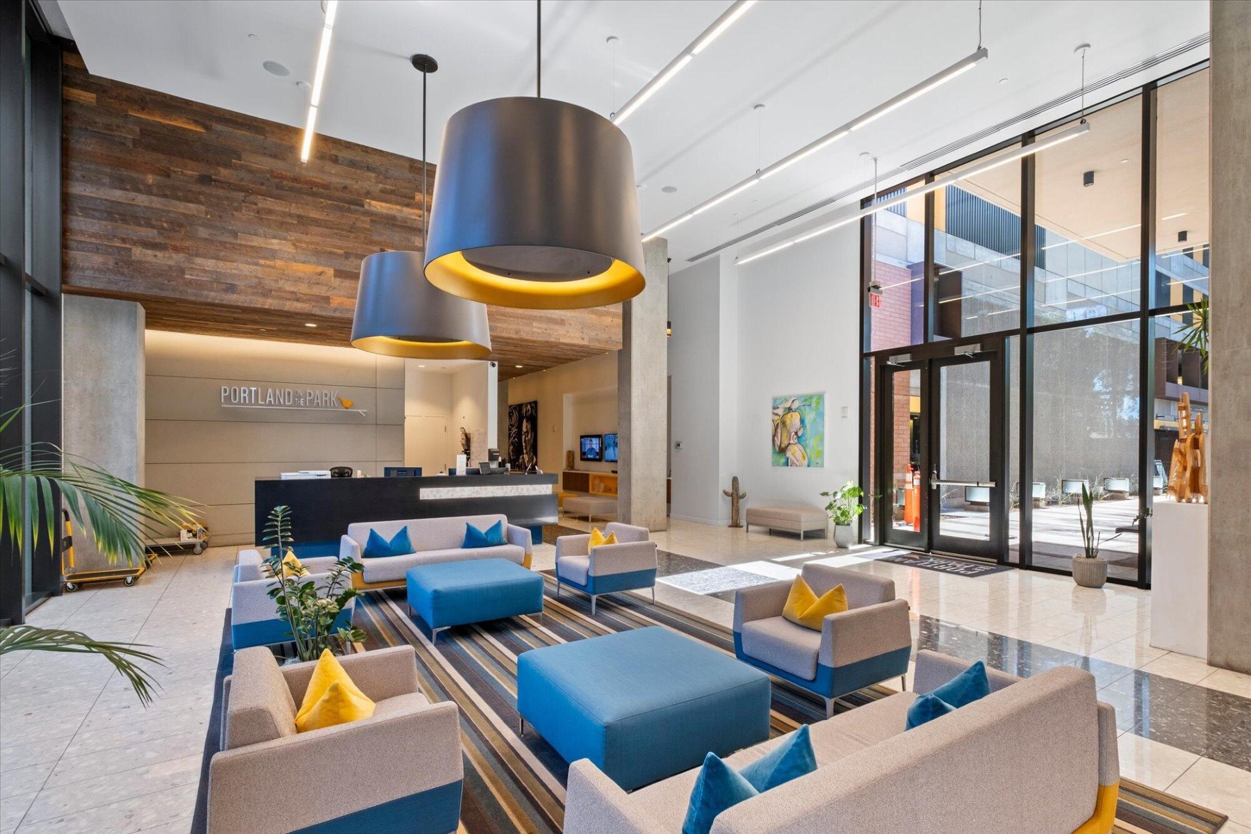  200 W Portland Street  Phoenix, AZ - 物件實景