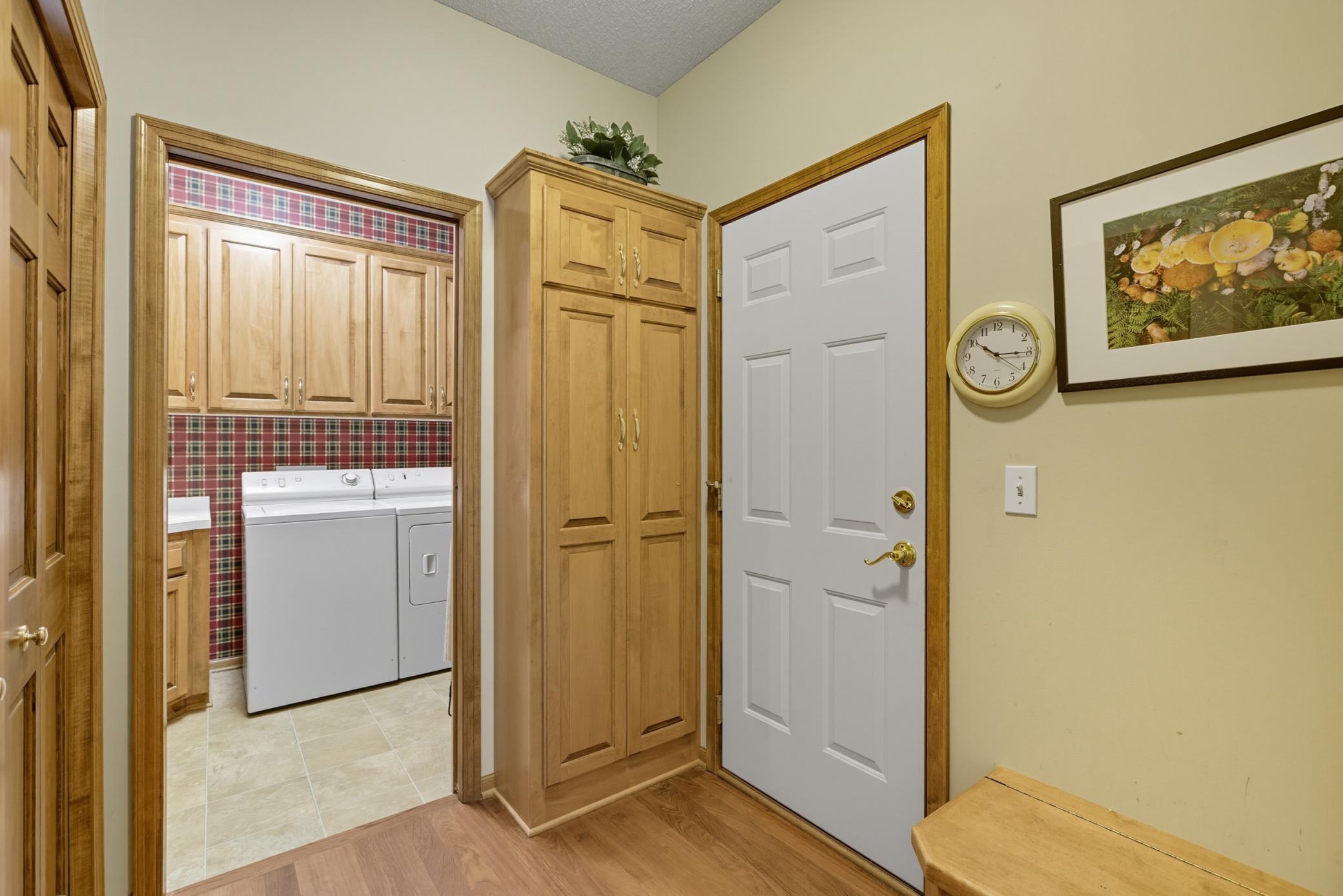 Plymouth, Minnesota, 55446, United States, 3 Bedrooms Bedrooms, ,2 BathroomsBathrooms,Residential,For Sale,1957891